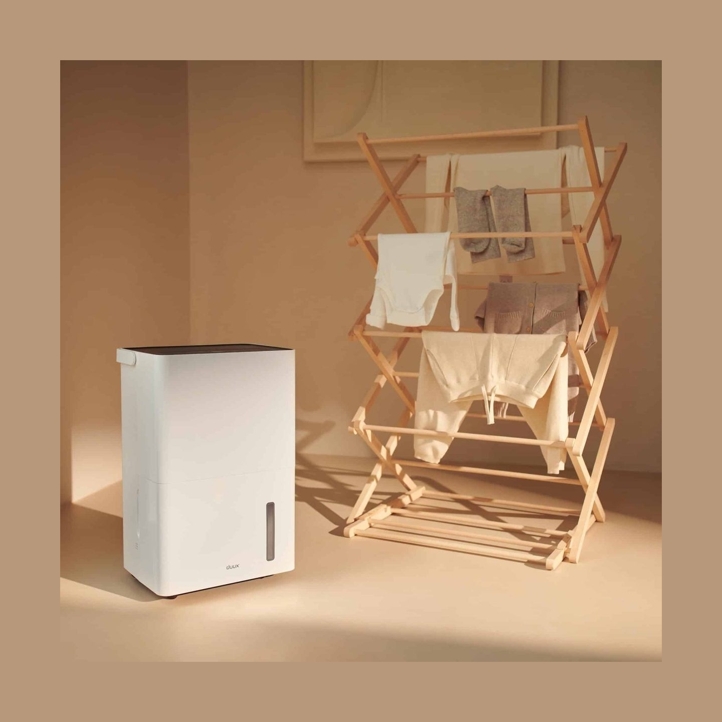 Duux Smart Dehumidifier | Bora | Suitable for rooms up to 40 m² | Water tank capacity 4 L | White