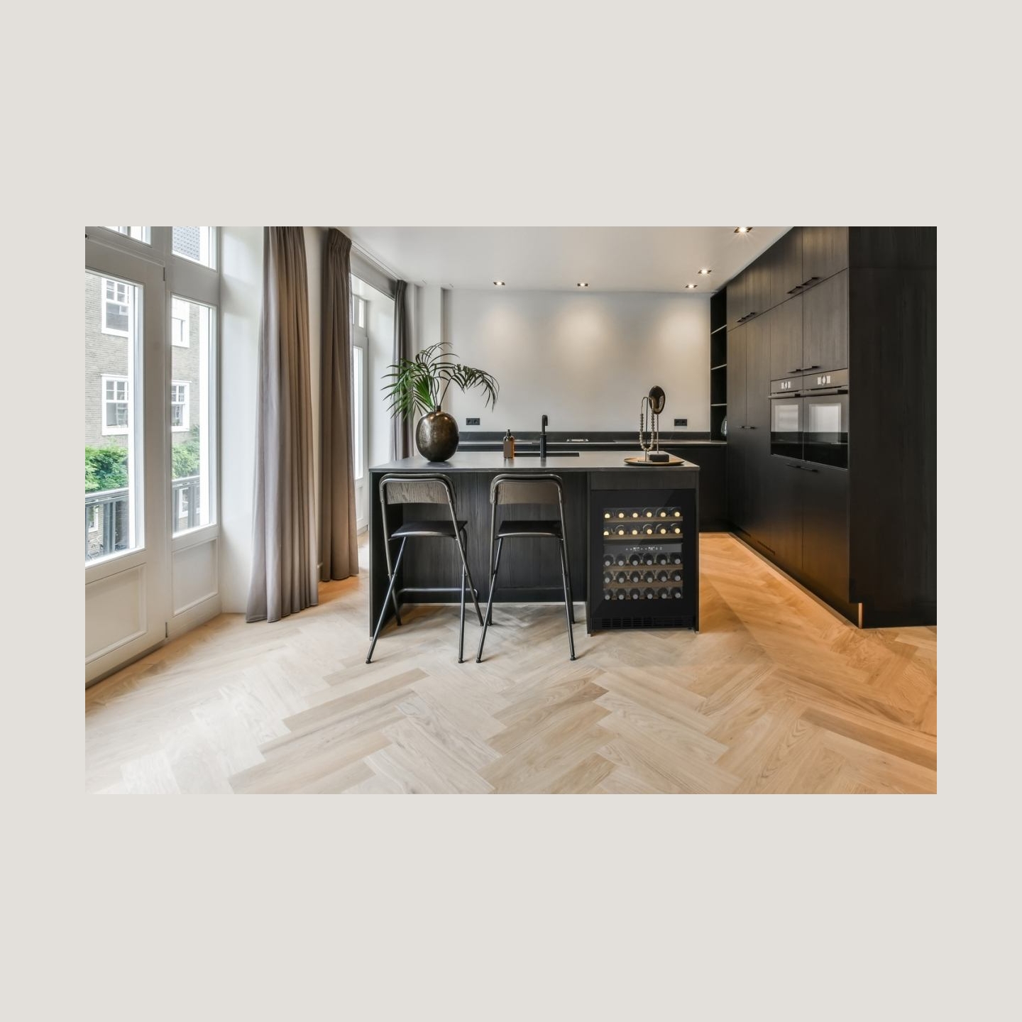 Caso | Wine Cooler | WineDeluxe WDU 36 | Energy efficiency class F | Built-in | Bottles capacity 36 | Cooling type Compressor te