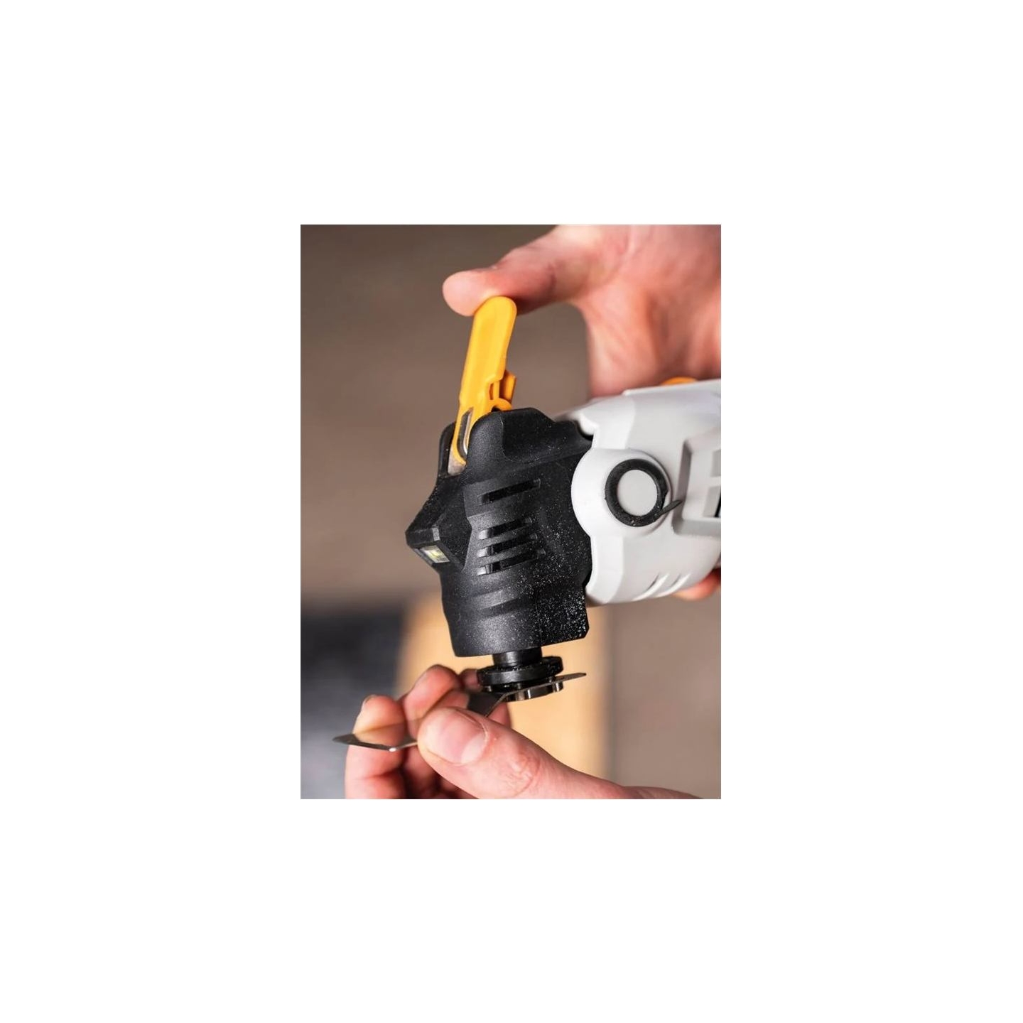 Batavia B.v. | 18V Cordless Anti-Vibration Multitool - Without Battery and Charger