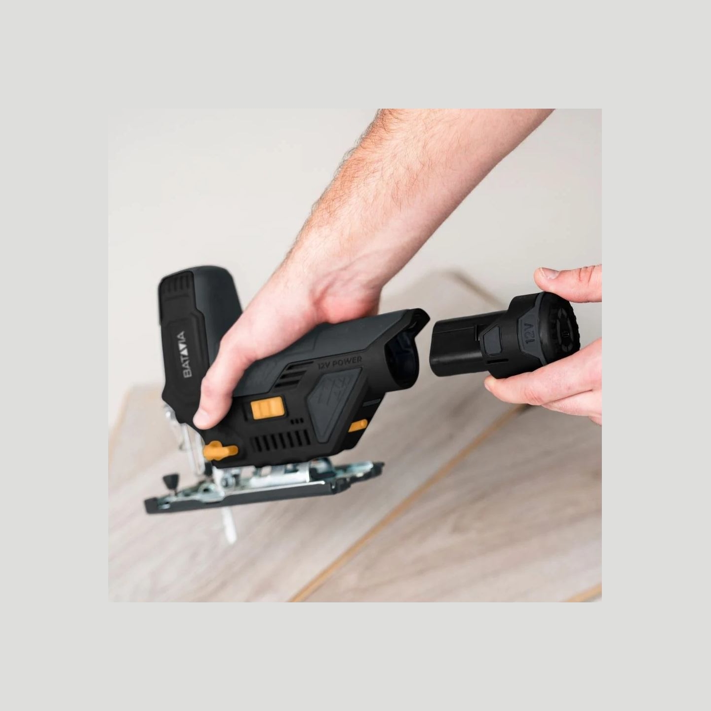 Batavia B.v. | 12V Cordless Jigsaw - Fixxpack 2.0 Set (incl. 2.0Ah battery & USB-C charging cable)
