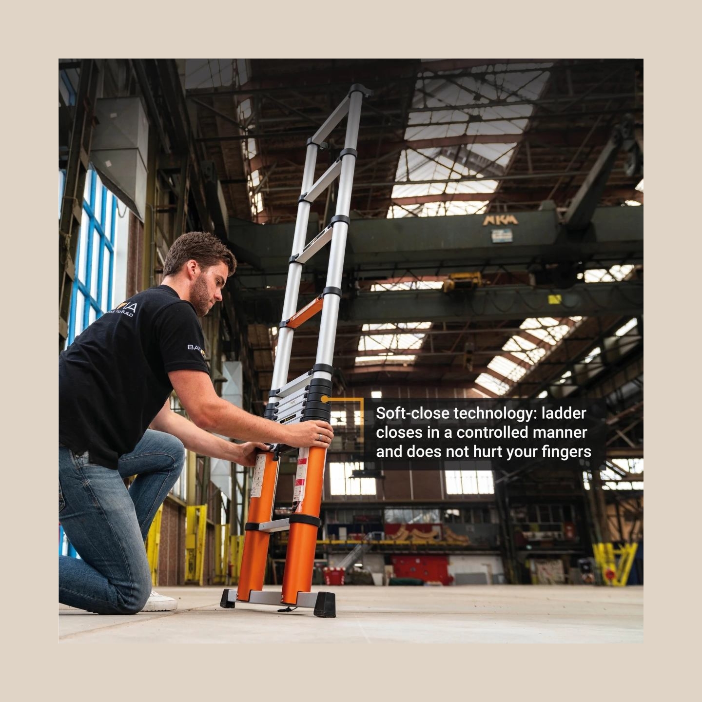 Batavia B.v. | Giraffe AIR Telescopic Ladder 3.81 m