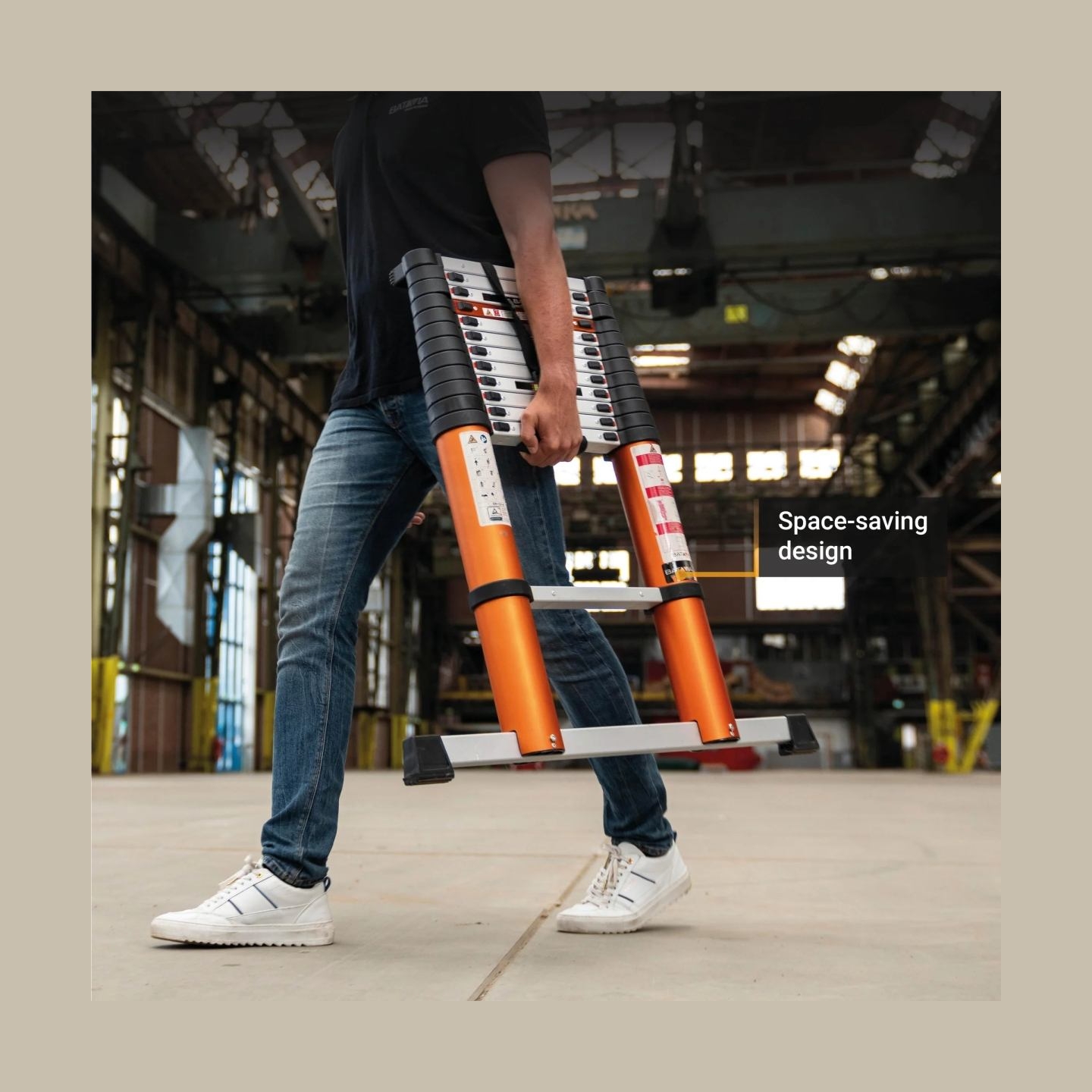 Batavia B.v. | Giraffe AIR Telescopic Ladder 3.81 m