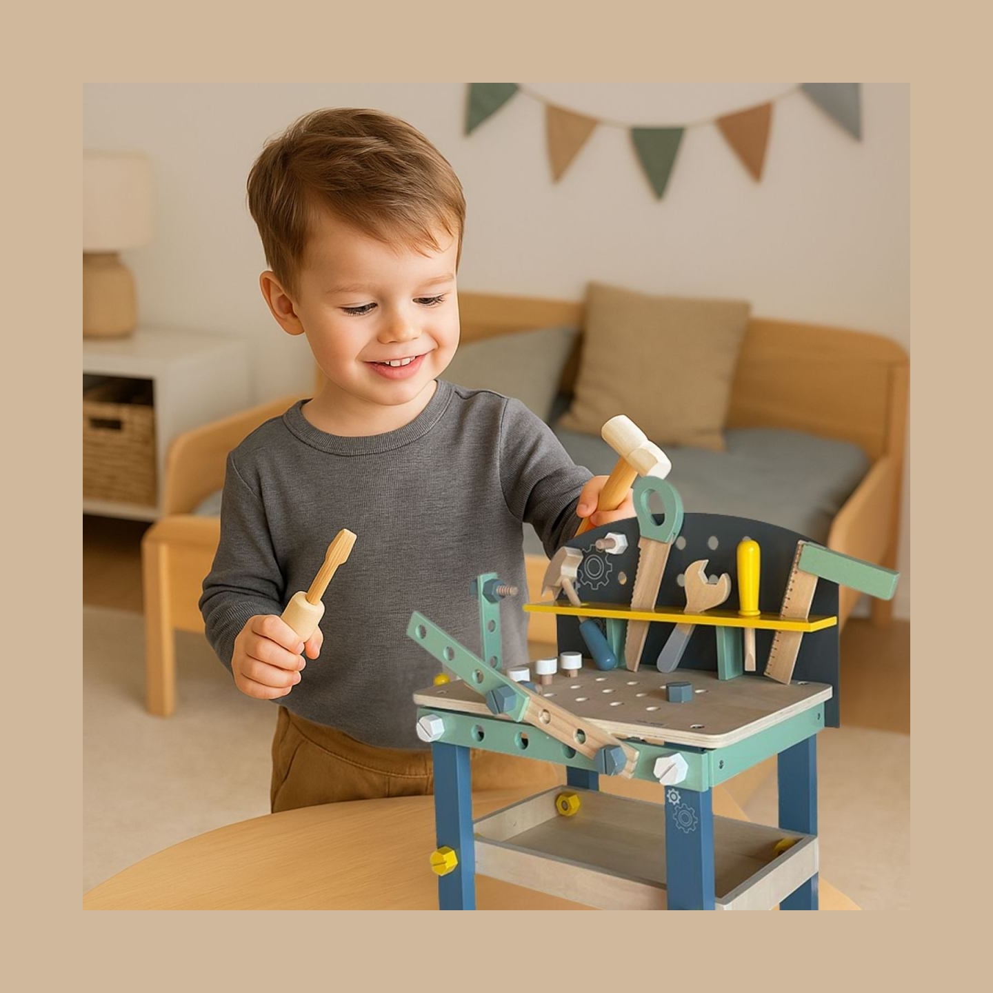 Koala Games G2595 Wooden Workbench With Accesories