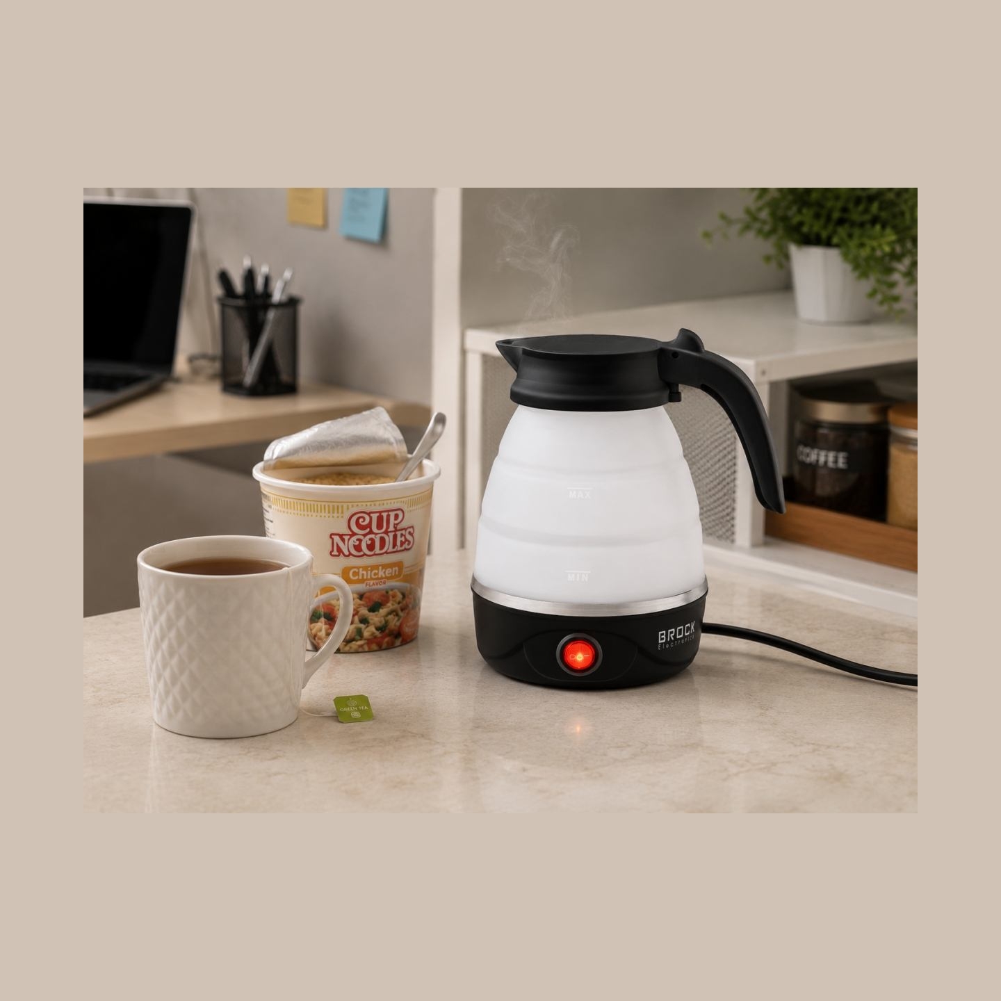 Brock WK 0904 BK Foldable Travel Kettle 0,5L 500W, Black/White