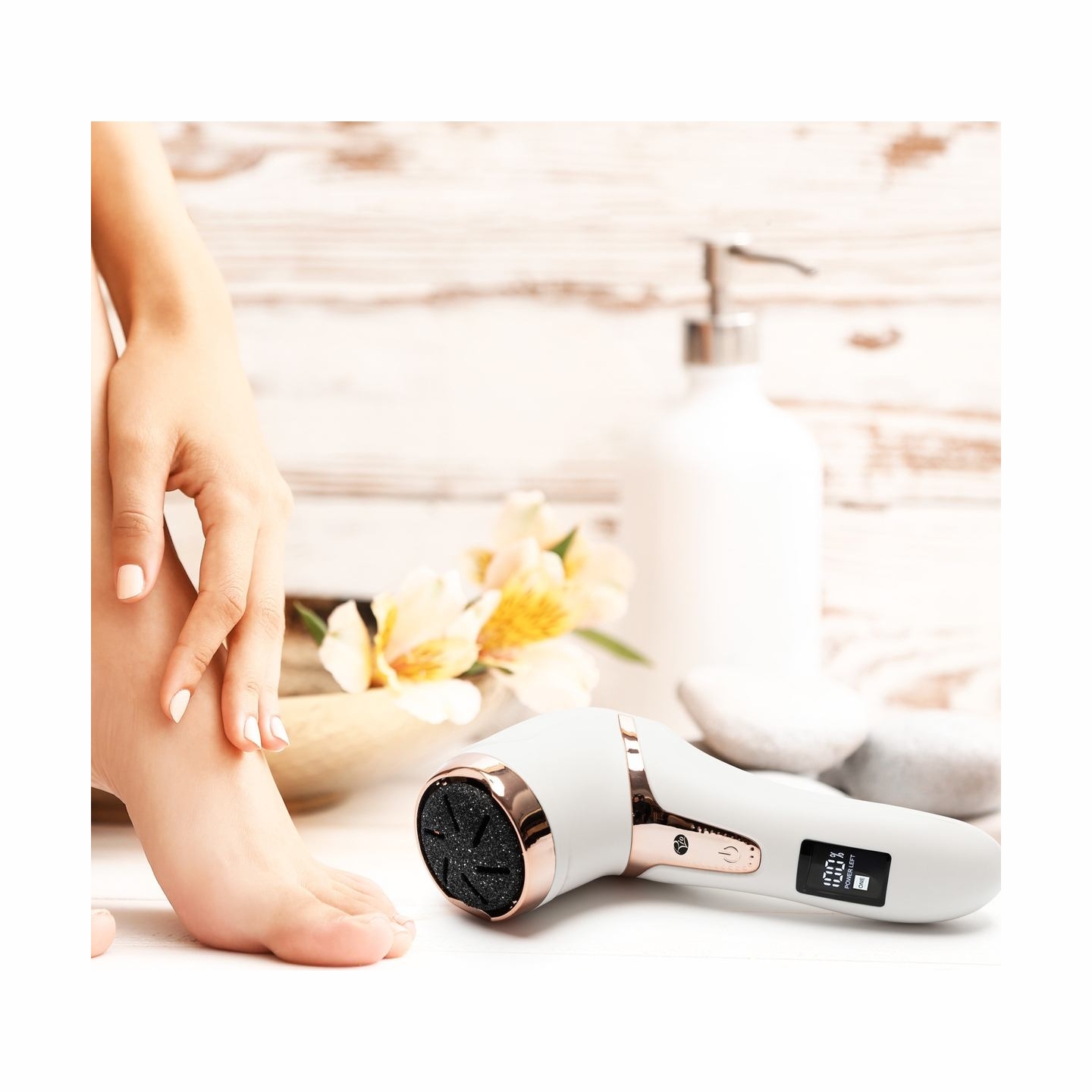 RIO PEDI5-EU/1.1 Go Smooth Electric Foot File With Vacuum Action, White