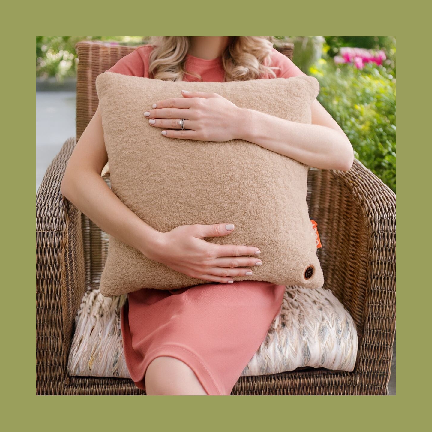 Bodi-Tek COZY Una Heated Comfort Cushion 45 x 45cm, Light Chocolate
