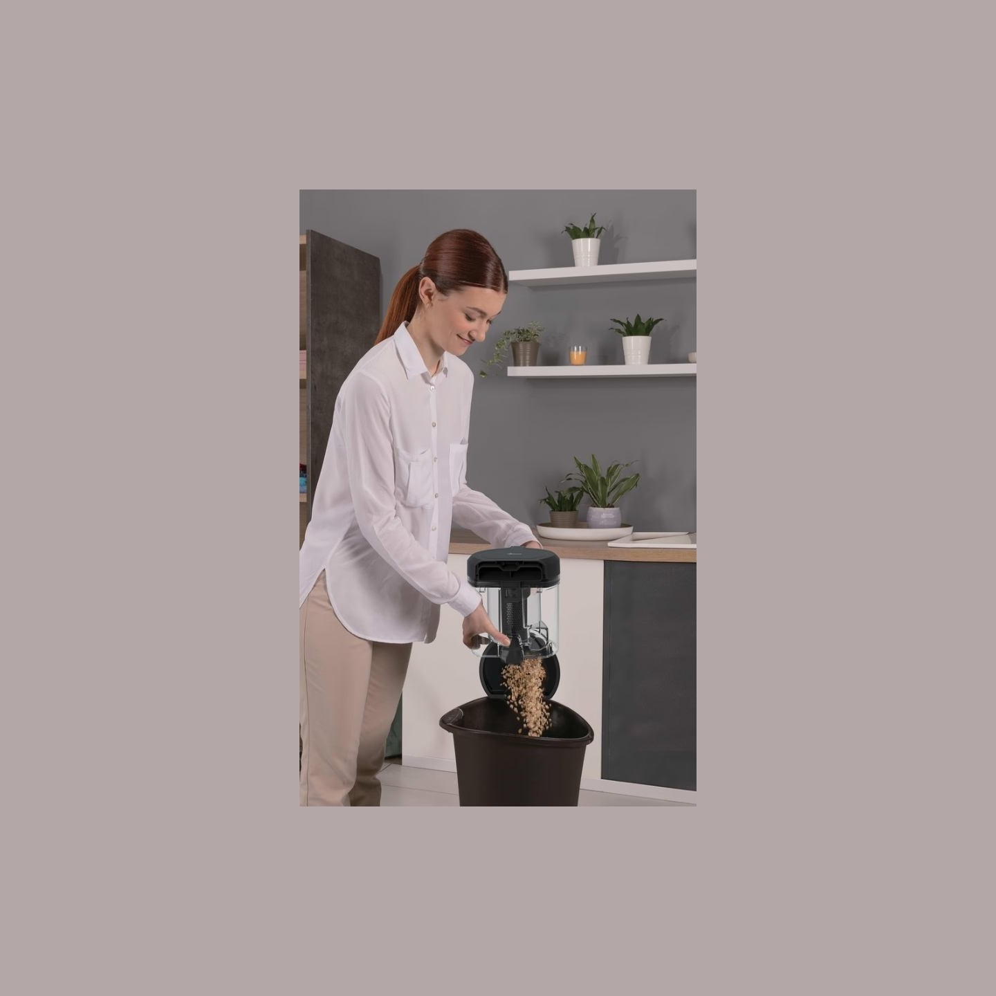 Hoover Vacuum Cleaner | HP210P 011 HP2 Turbo Move | Bagless | Power 800 W | Dust capacity 2.5 L | Urban Black