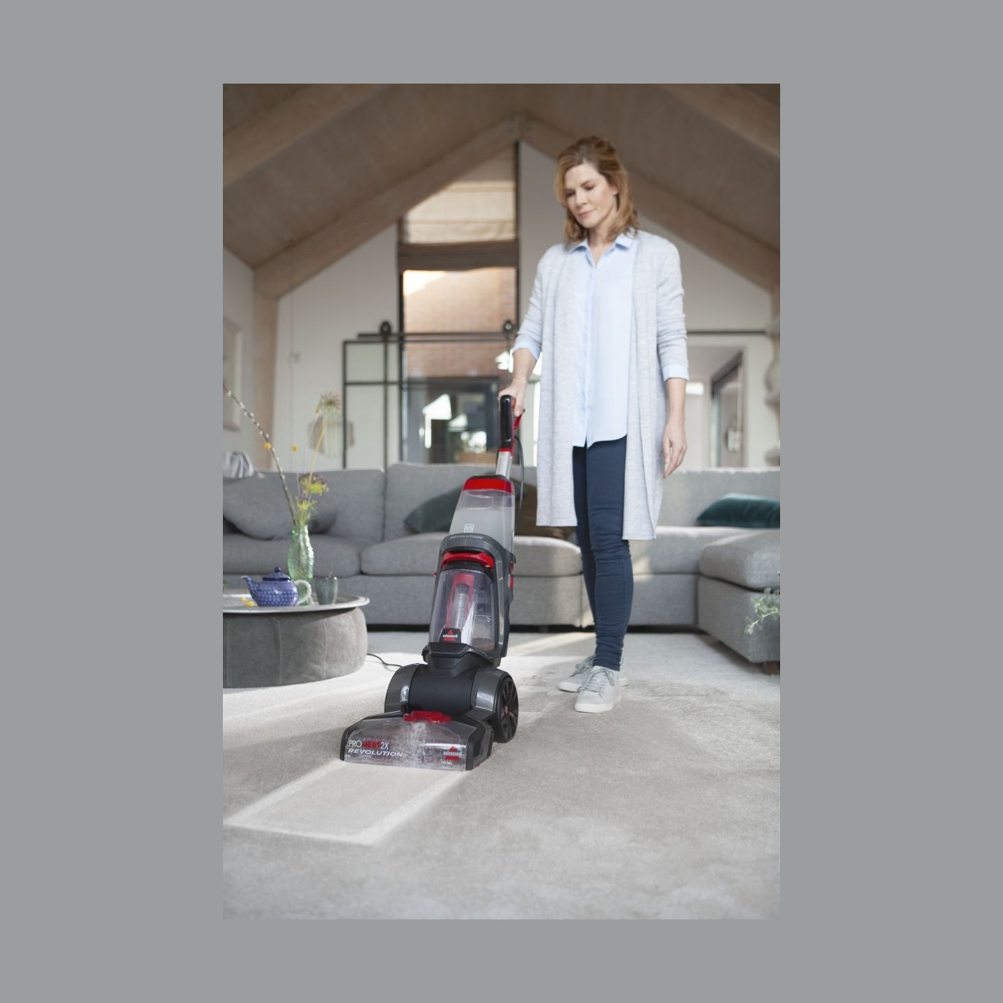 Bissell | Carpet Cleaner | ProHeat 2x Revolution | Corded operating | Handstick | Washing function | 800 W | Red/Titanium | Warr