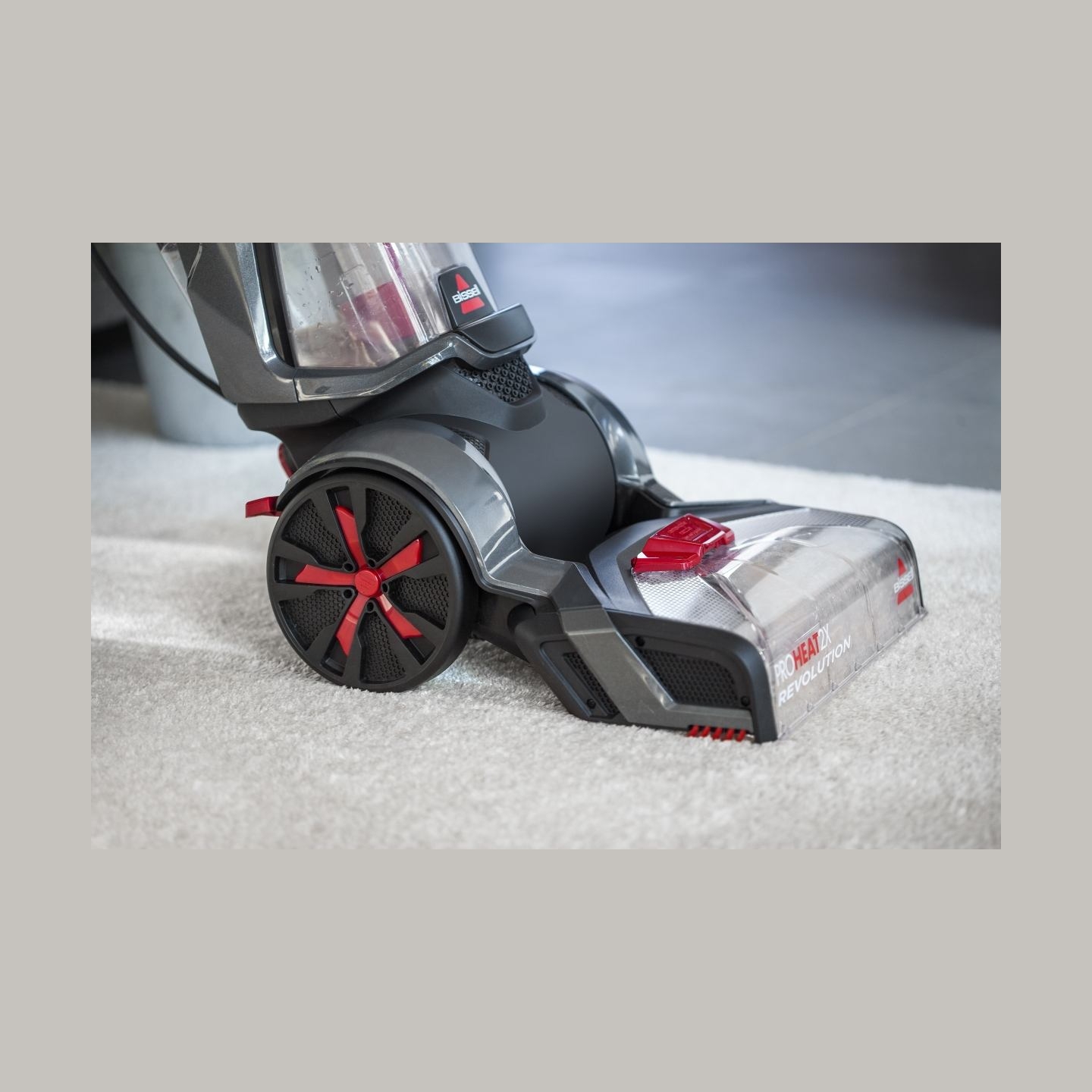 Bissell | Carpet Cleaner | ProHeat 2x Revolution | Corded operating | Handstick | Washing function | 800 W | Red/Titanium | Warr
