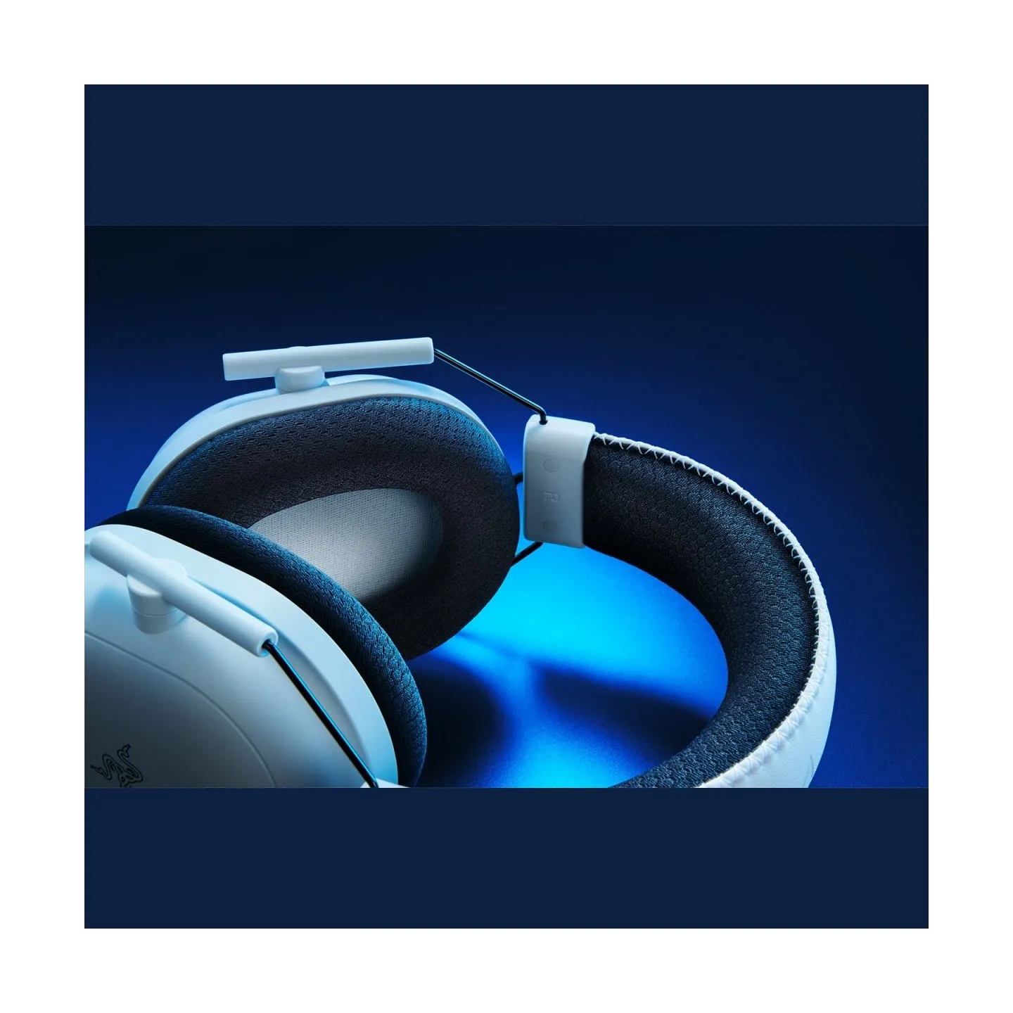 Razer Headset RZ04-04530600-R3G1 / BlackShark V2 Pro PS White / RZ04-04530600-R3G1