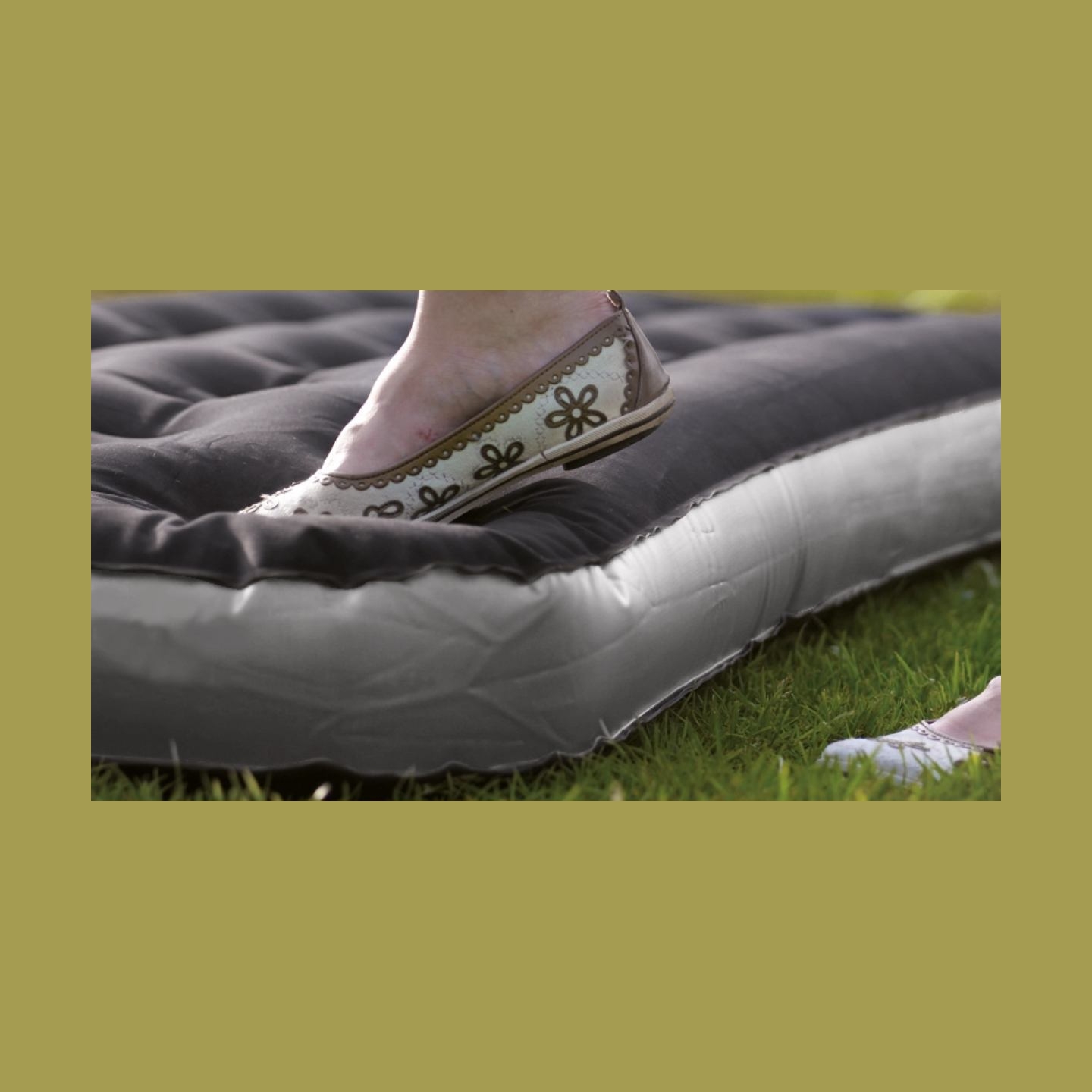 Outwell Classic Double w/ Pillow & Pump | Airbed | 300 mm