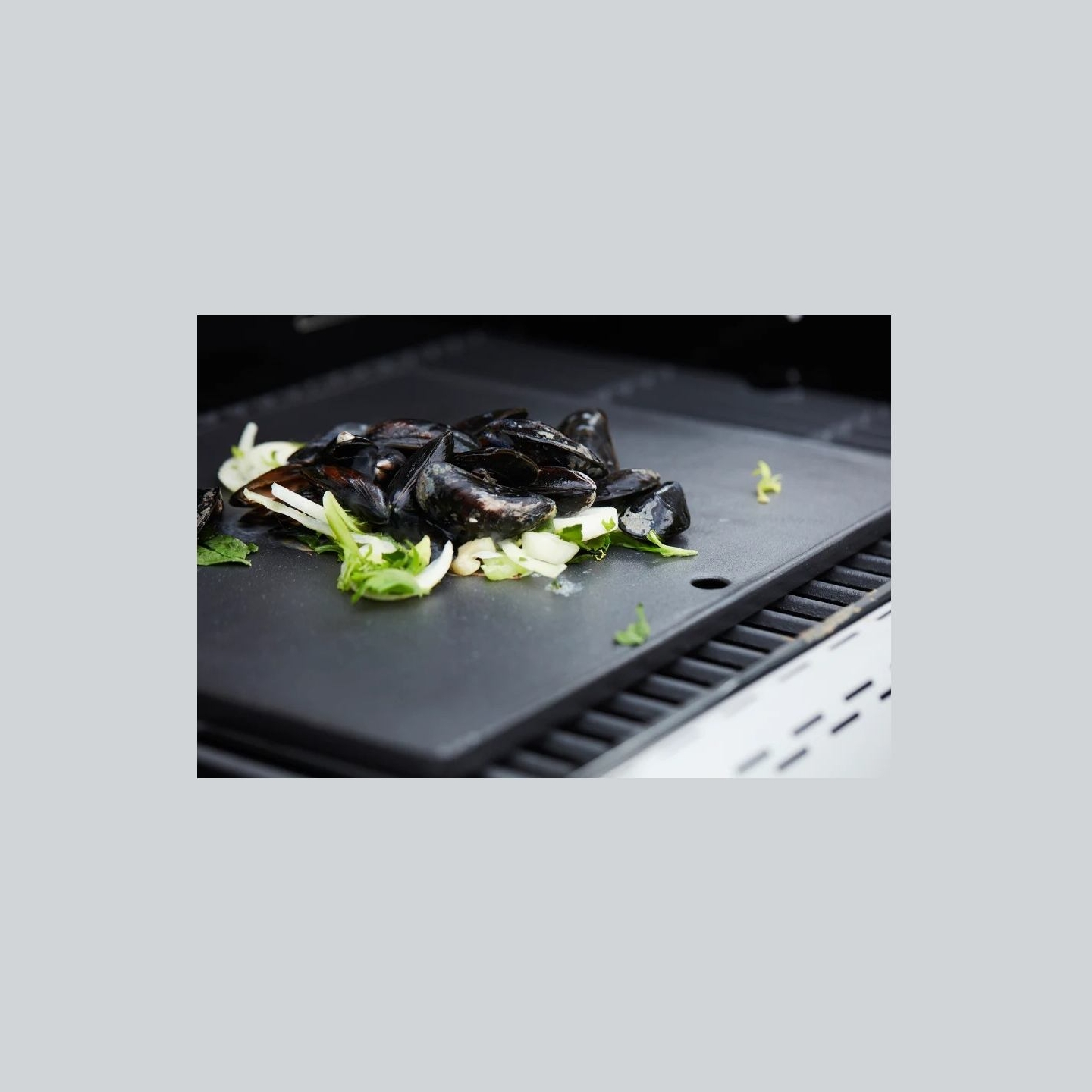 Barbecook | Dynamic Core Enamelled Cast Iron Cooking Griddle, 43 x 35 x 2 cm | BC-ACC-7126