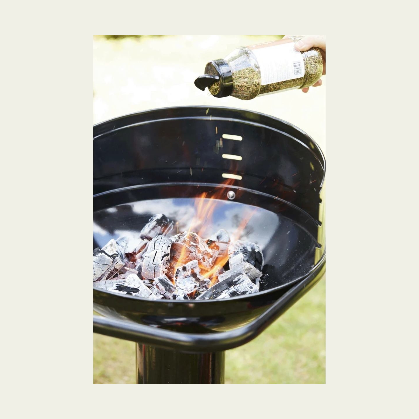 Barbecook Charcoal Barbecue Loewy 45, 43 x 43 x 97 cm | BC-CHA-1007 | Black