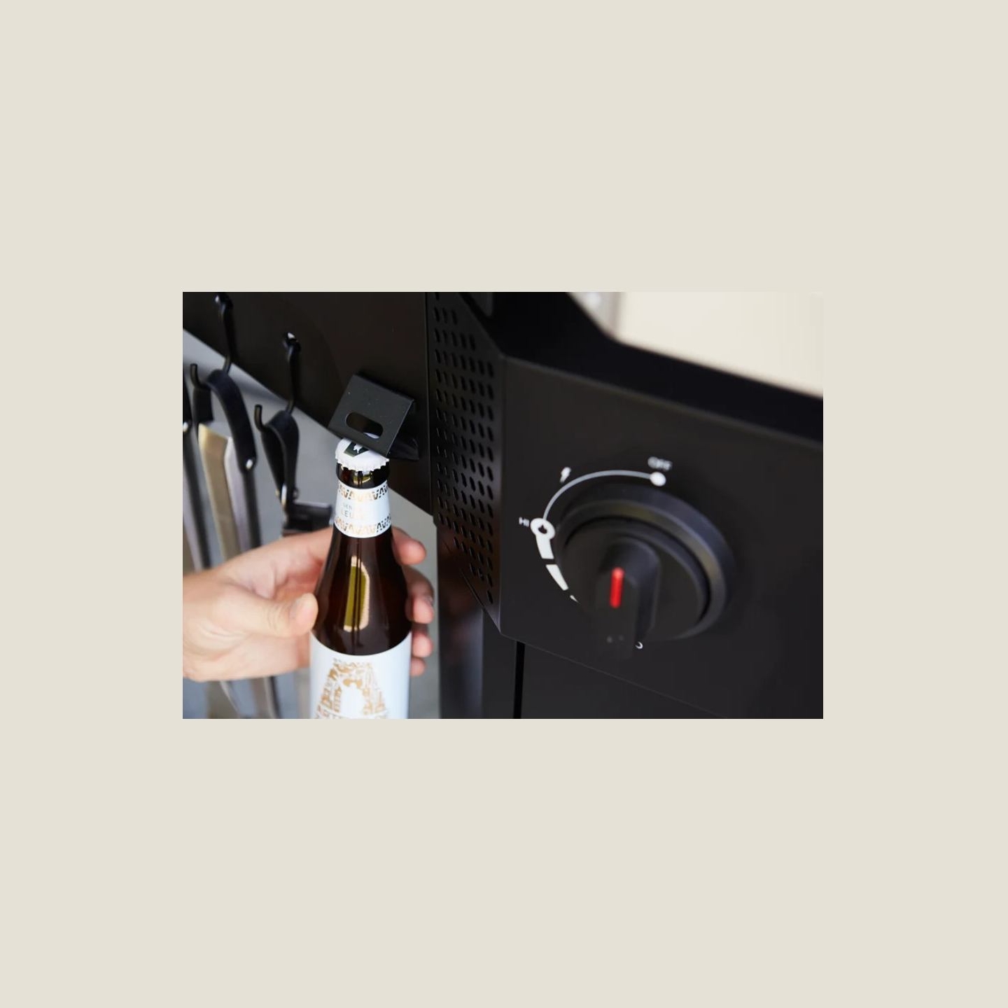 Barbecook Gas Barbecue Luca 412 with Cabinet and Sideburner, 145.4 x 60.3 x 112.3 cm | BC-GAS-3100
