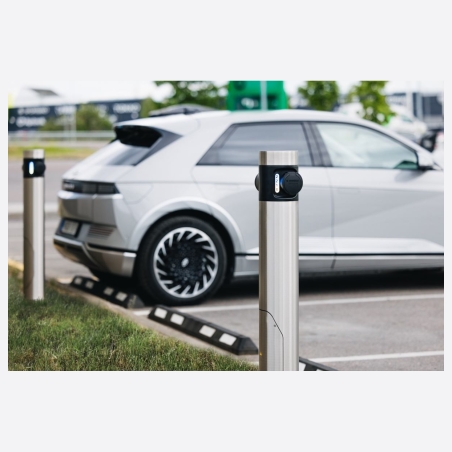In Balance Grid Charging Station 2x22kW, Socket, 4G (LTE), RFID | PC1-U-R