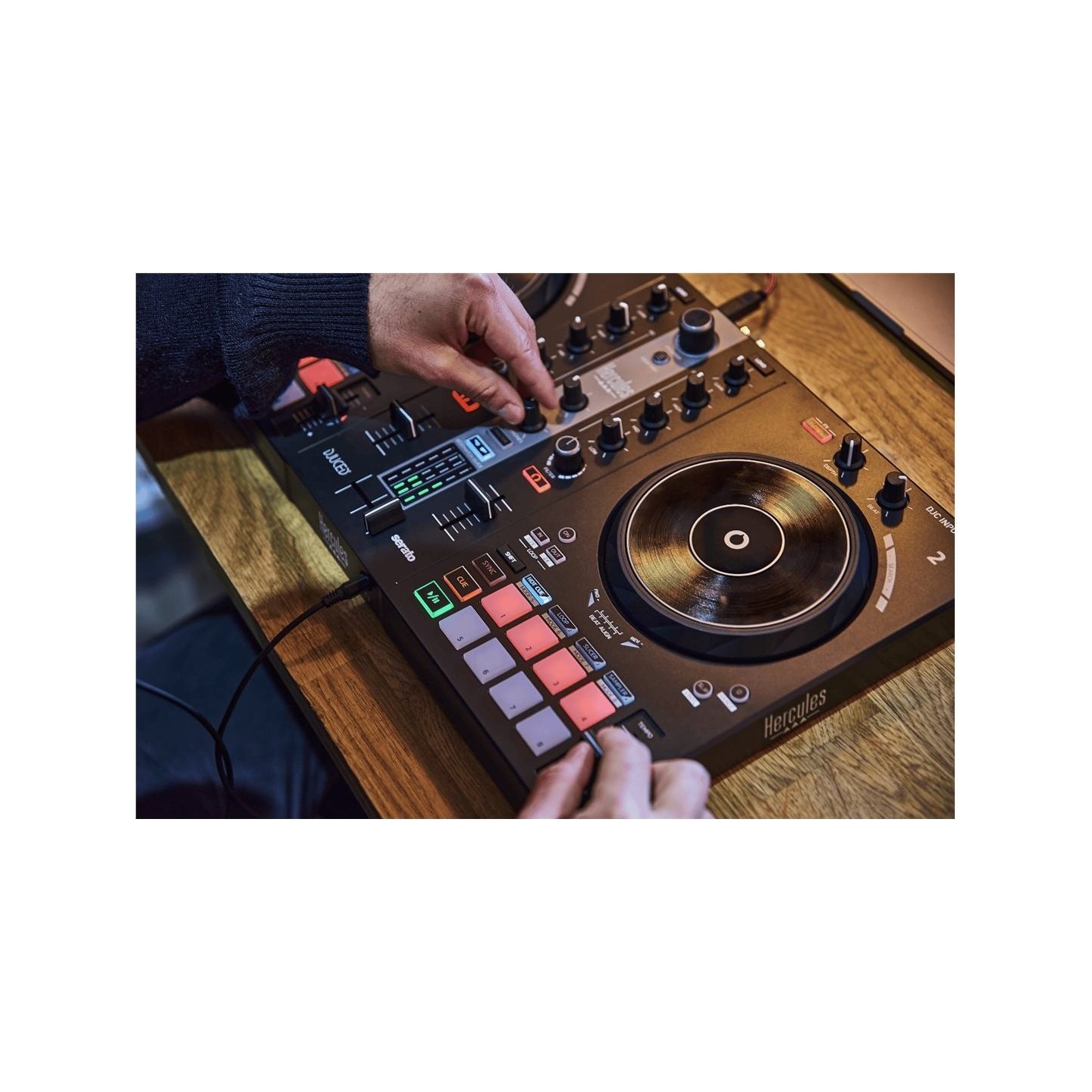 Hercules | DJControl Inpulse 300 MK2 | Speakers | USB connectivity