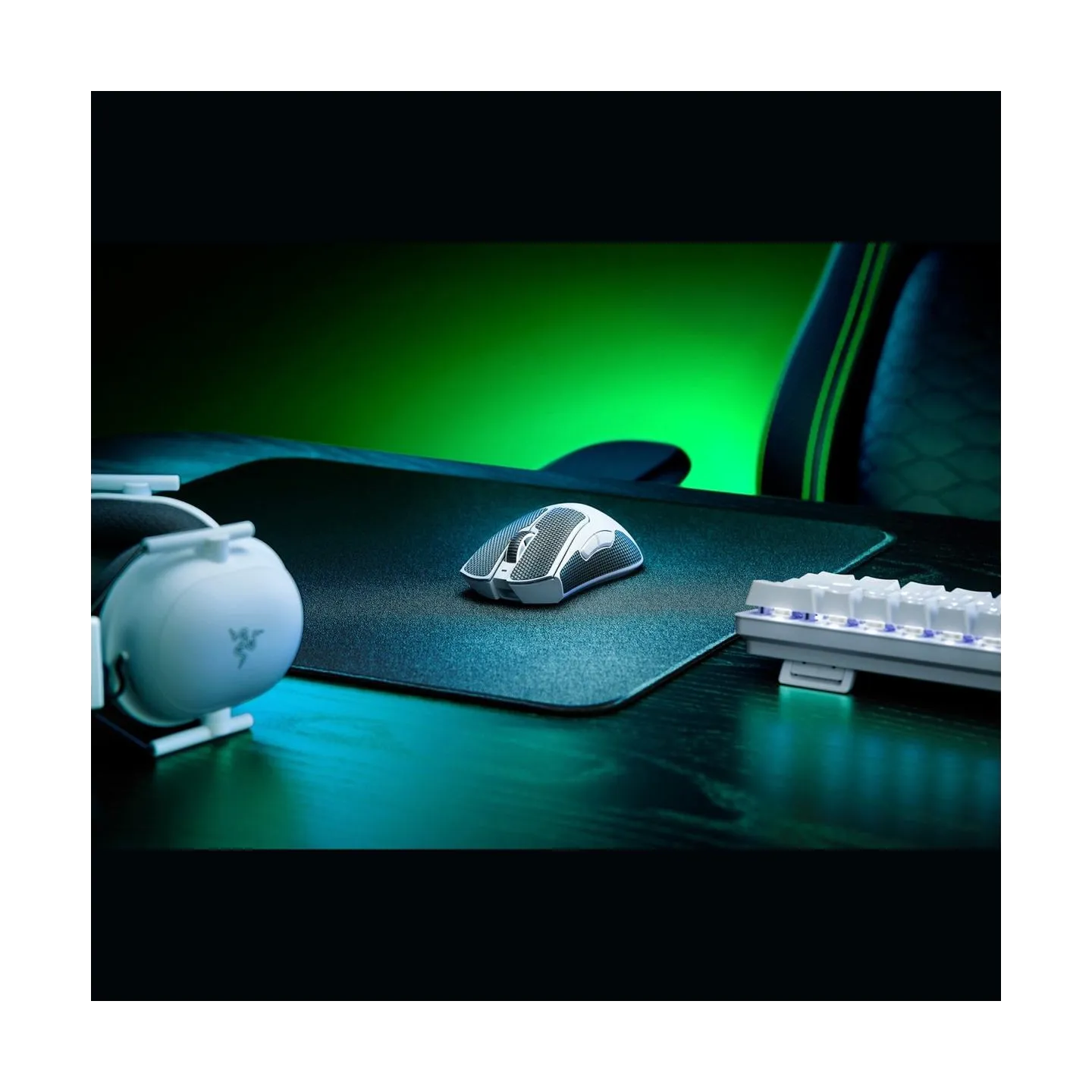 Razer Mouse Razer DeathAdder V3 Pro White / RZ01-04630200-R3G1