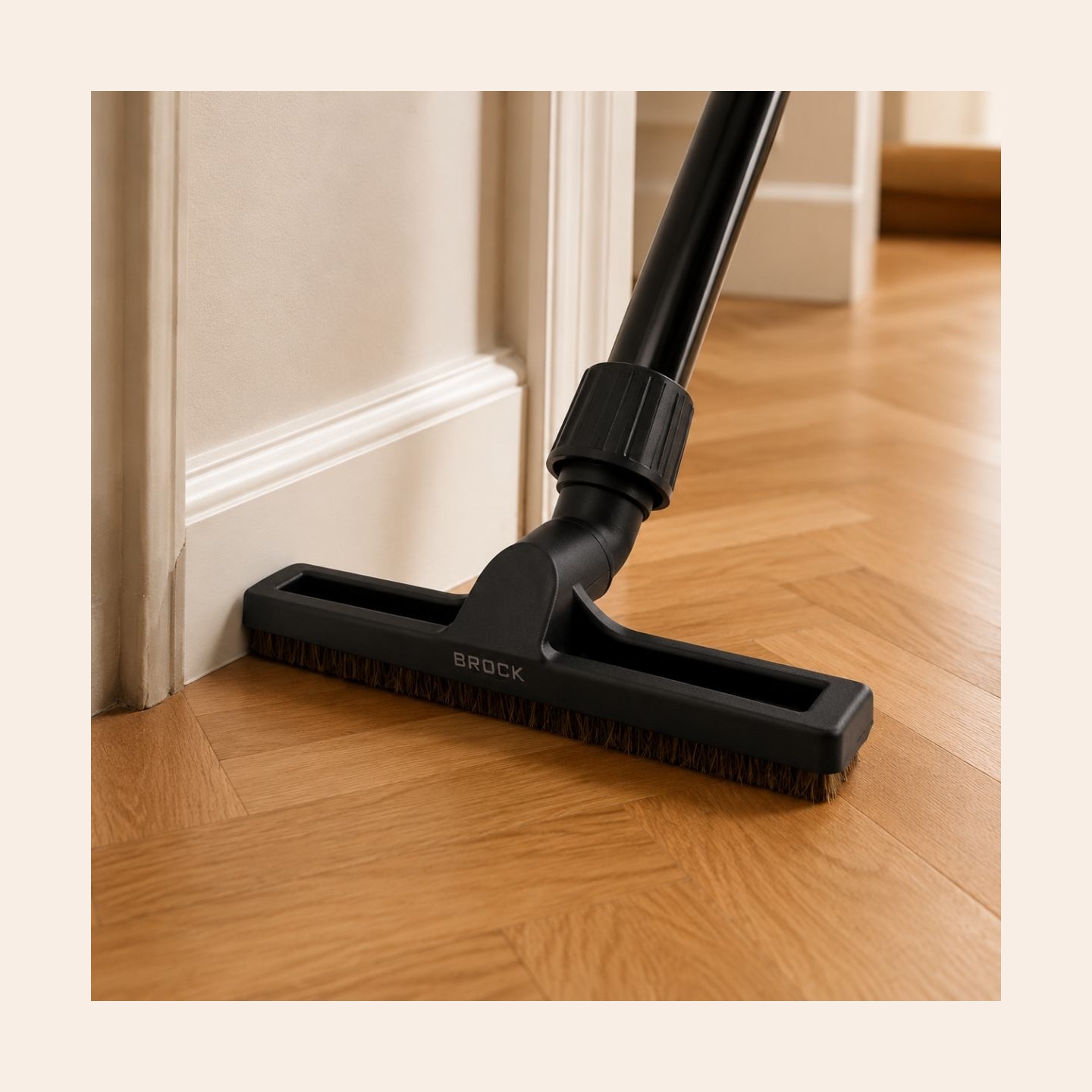 Brock UB 100 Universal Vacuum Cleaner Brush For Any Tube Diameter, Horse Hair