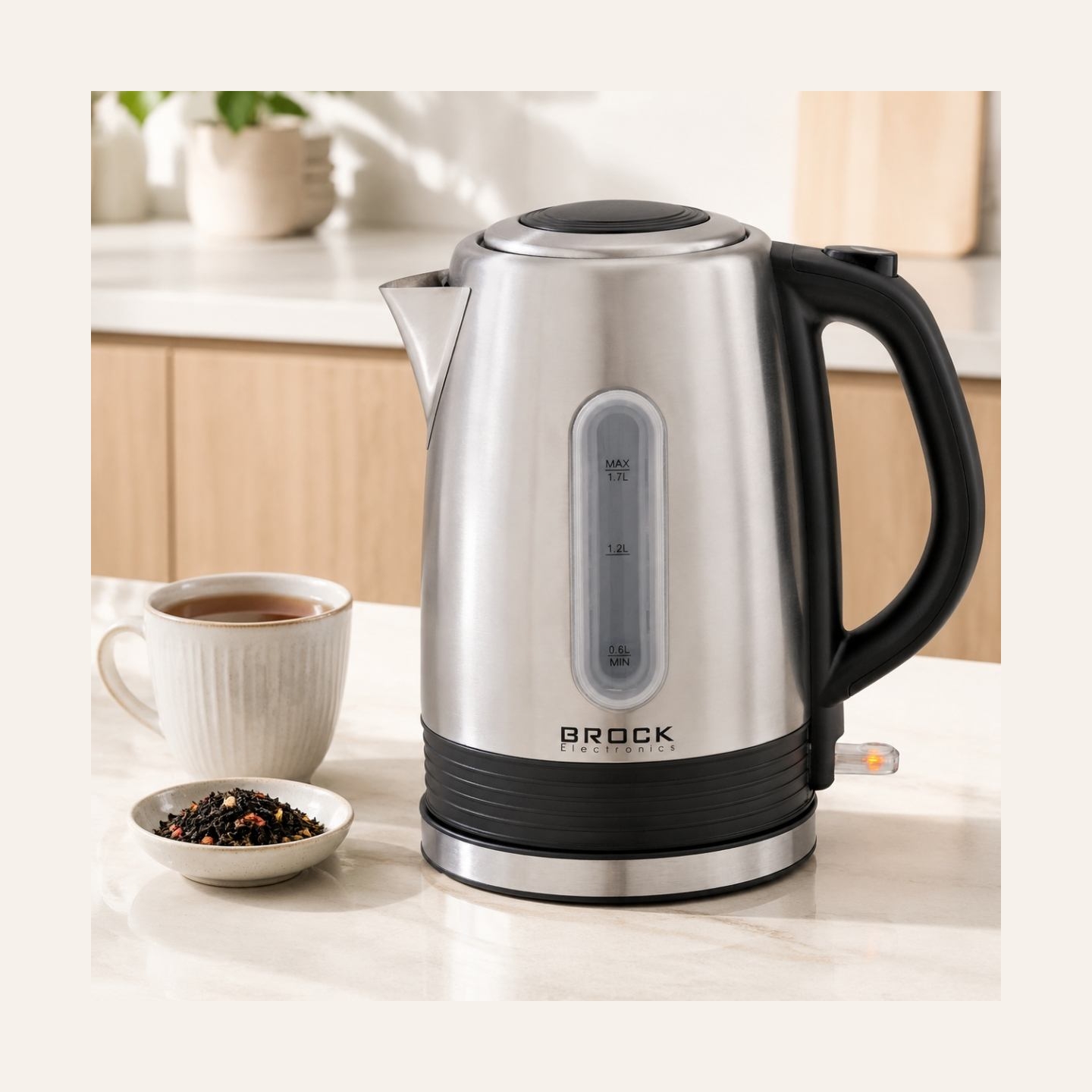 Brock WK 9903 SS Kettle With 360 Degree Base 1,7L 2200W Black/Steel