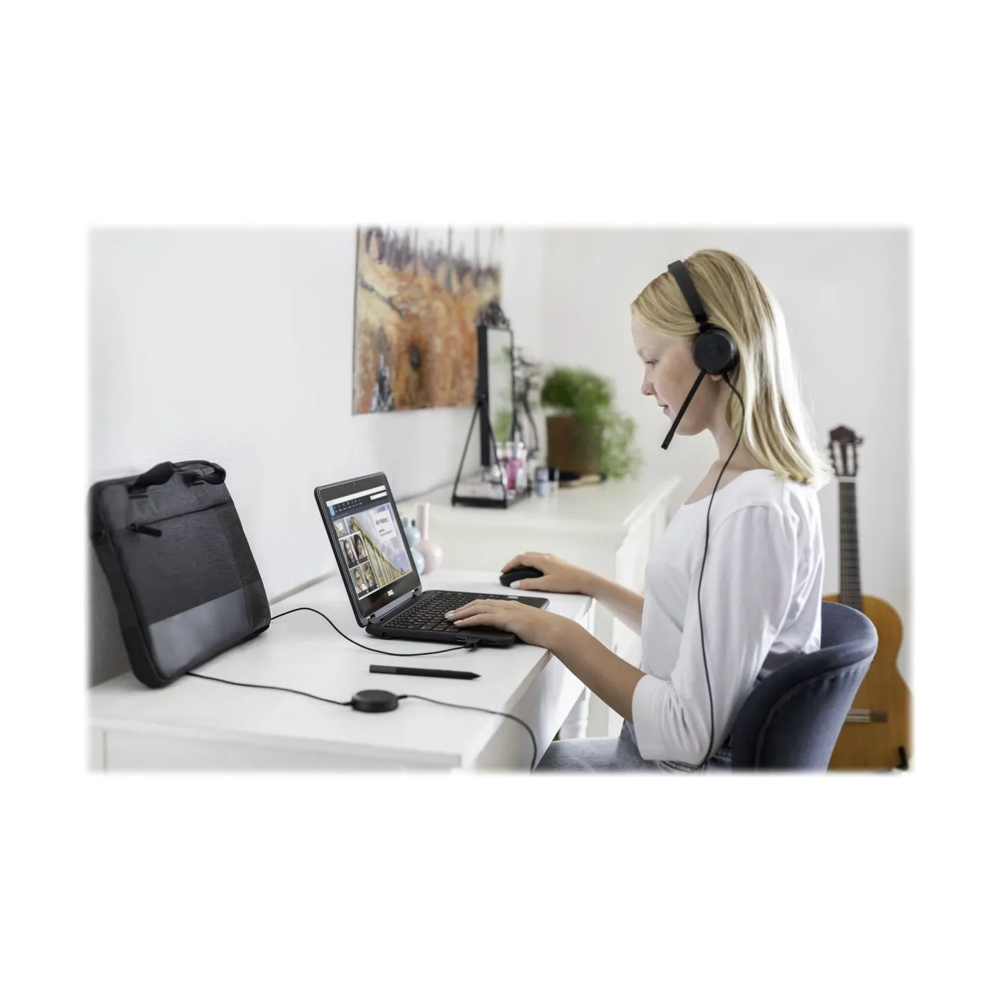 Dell Mobile Wireless Mouse - MS3320W - Black / 570-ABHK
