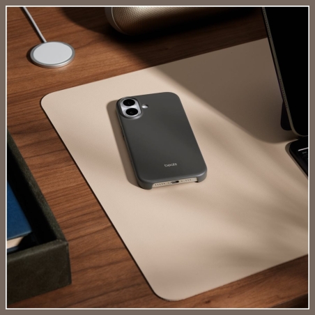 Apple iPhone 17 Case with MagSafe and Camera Control — Granite Gray | Apple