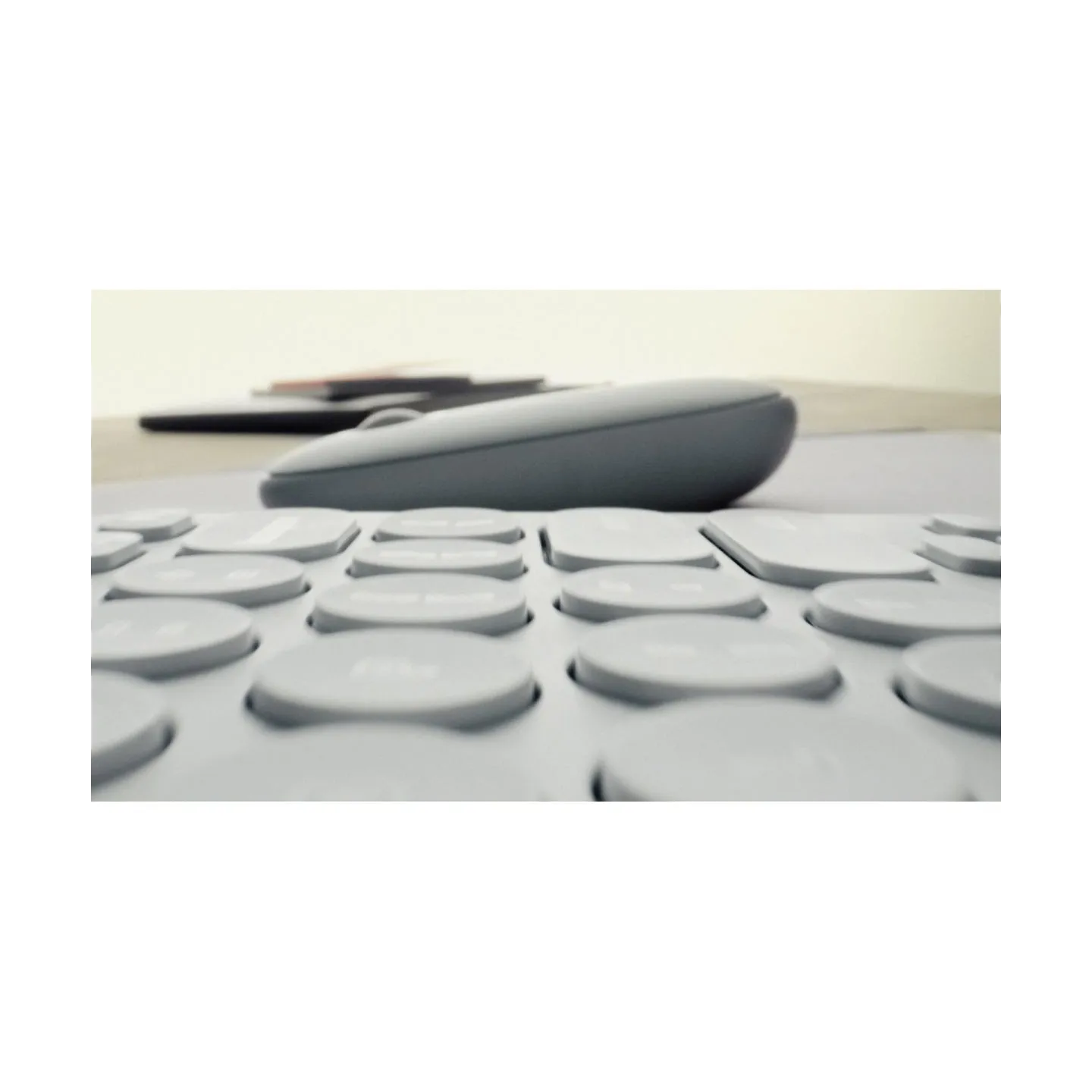 Logitech M350S Pebble 2 Bluetooth Mouse - TONAL GRAPHITE