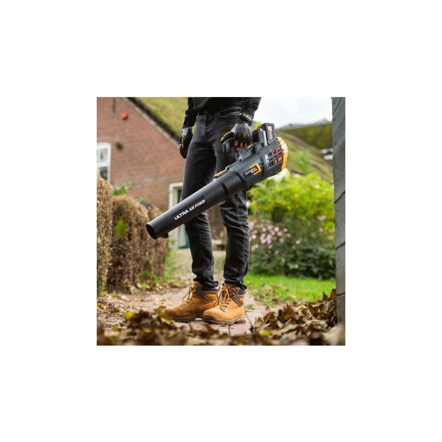 Batavia B.v. | 18V Cordless Leaf Blower - Without Battery and Charger