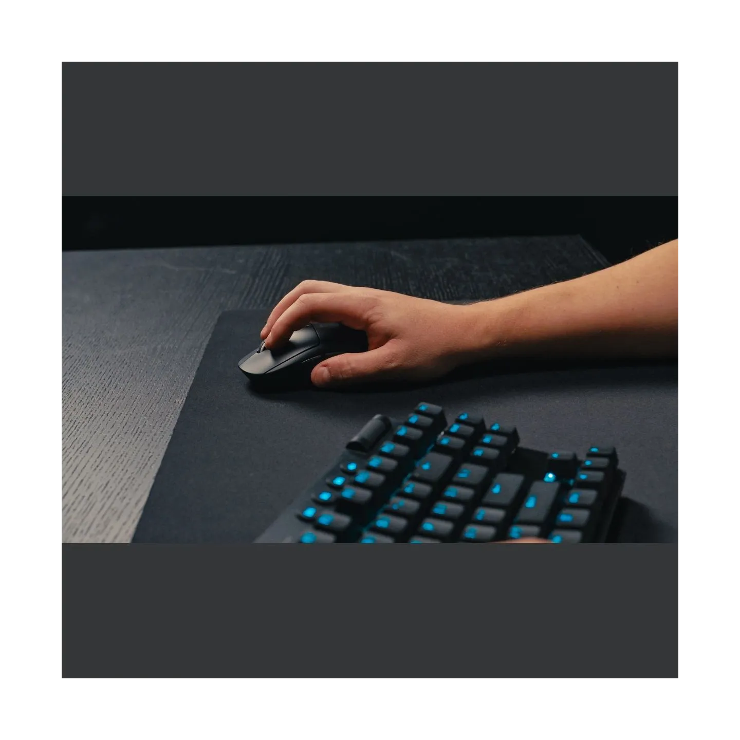 Logitech MOUSE USB WRL PRO X SUPERLIGHT/WHITE 910-006639 LOGITECH