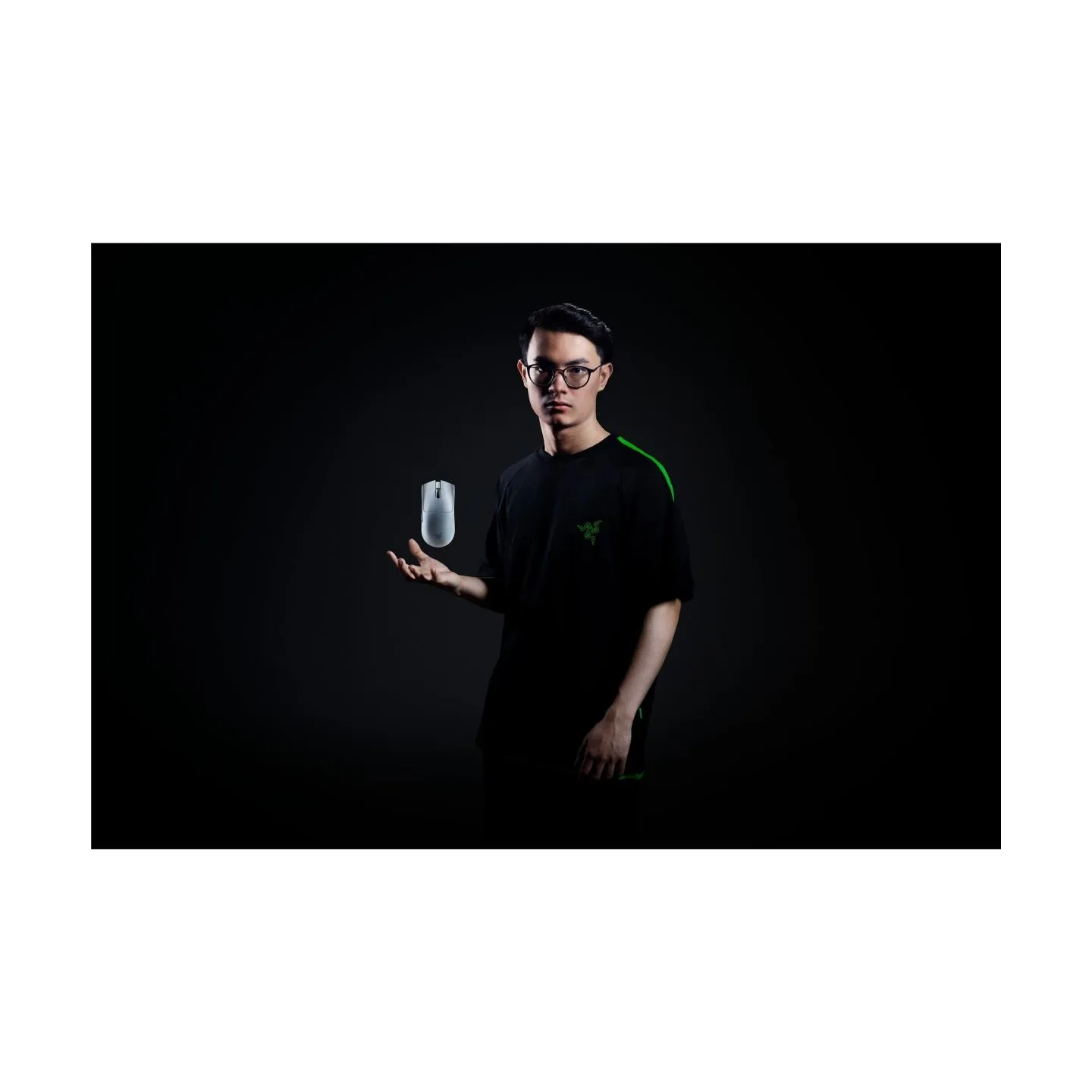 Razer Mouse Razer Viper V3 Pro White / RZ01-05120200-R3G1