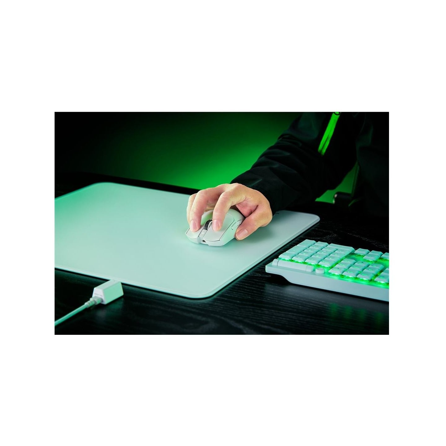 Razer Mouse Razer Viper V3 Pro White / RZ01-05120200-R3G1