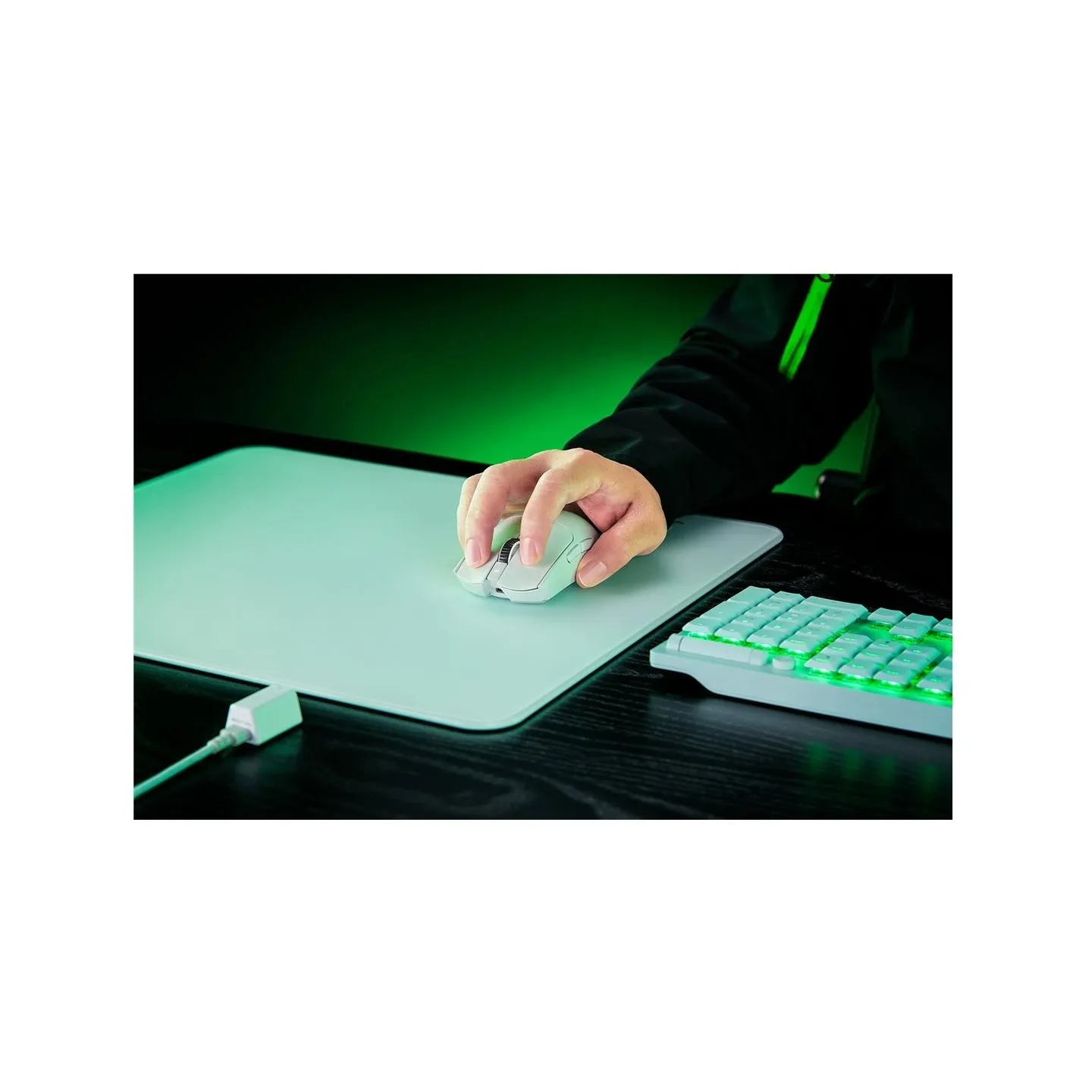Razer Mouse Razer Viper V3 Pro White / RZ01-05120200-R3G1