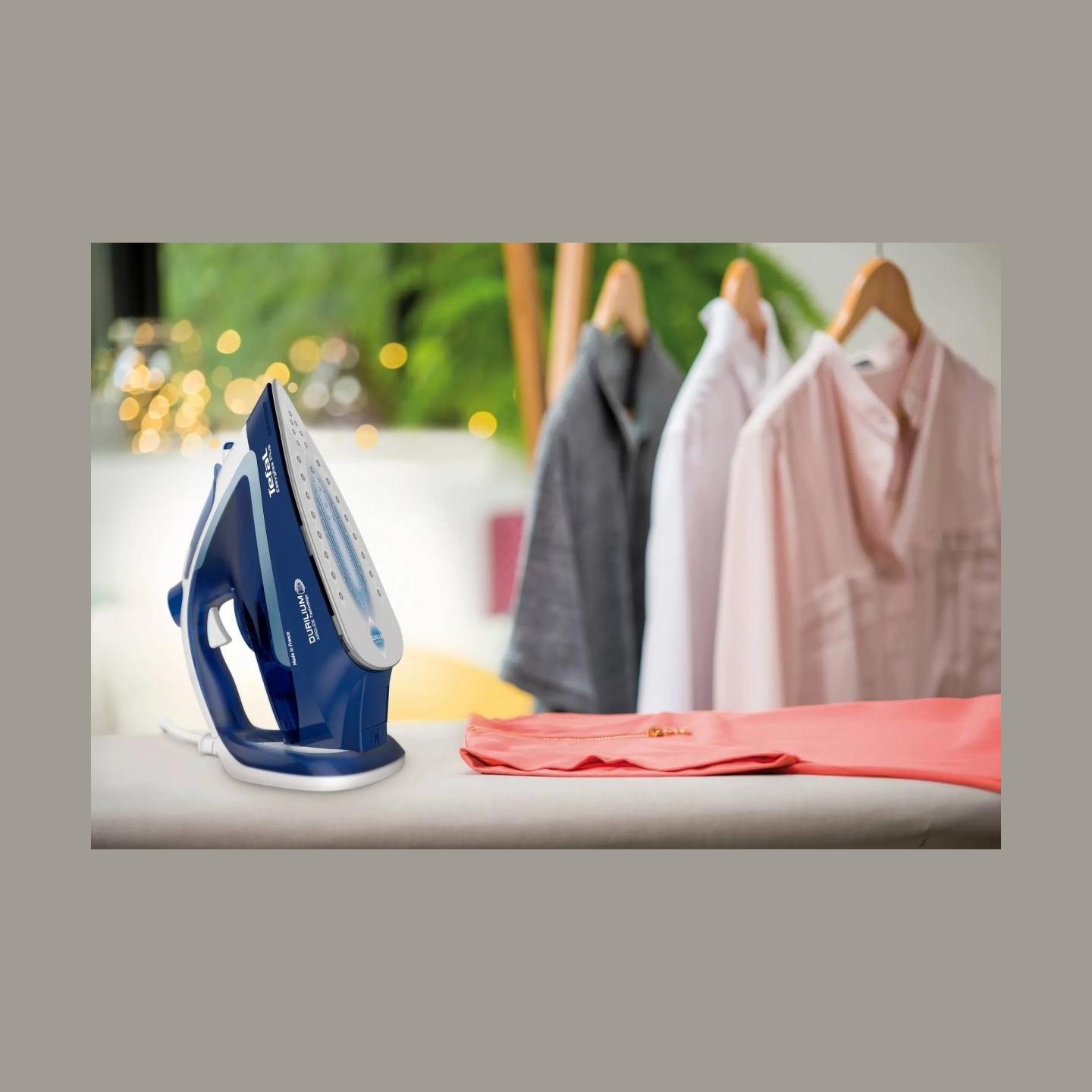 Tefal | FV5735E0 Easygliss Plus | Steam Iron | 2500 W | Water tank capacity 270 ml | Continuous steam 45 g/min | Steam boost per