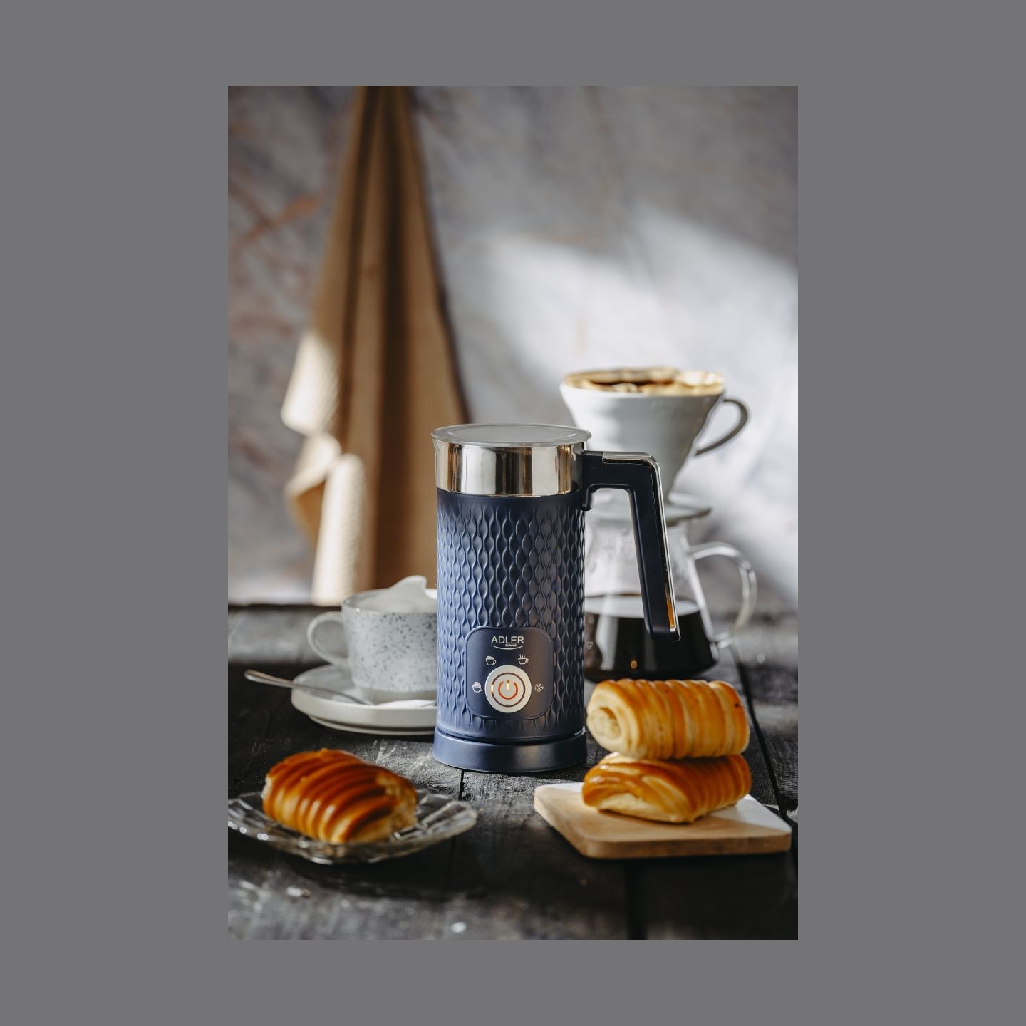 Adler | Milk frother | AD 4494 | 500 W | Milk frother | Dark Blue