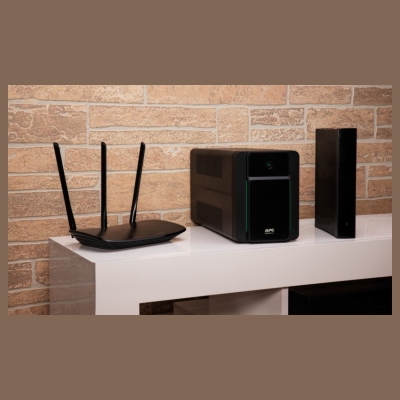 APC Back-UPS 1600VA, 230V, AVR, IEC Sockets / BX1600MI