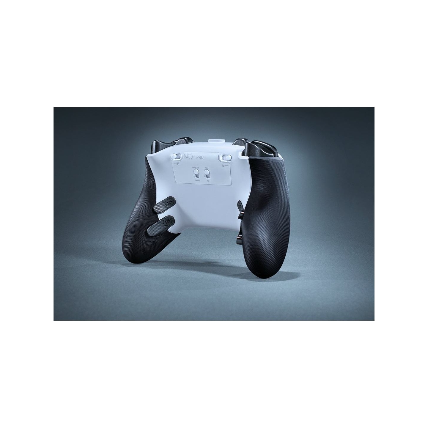 Razer Wireless Esports Controller for PlayStation 5 and PC | Raiju V3 Pro | White