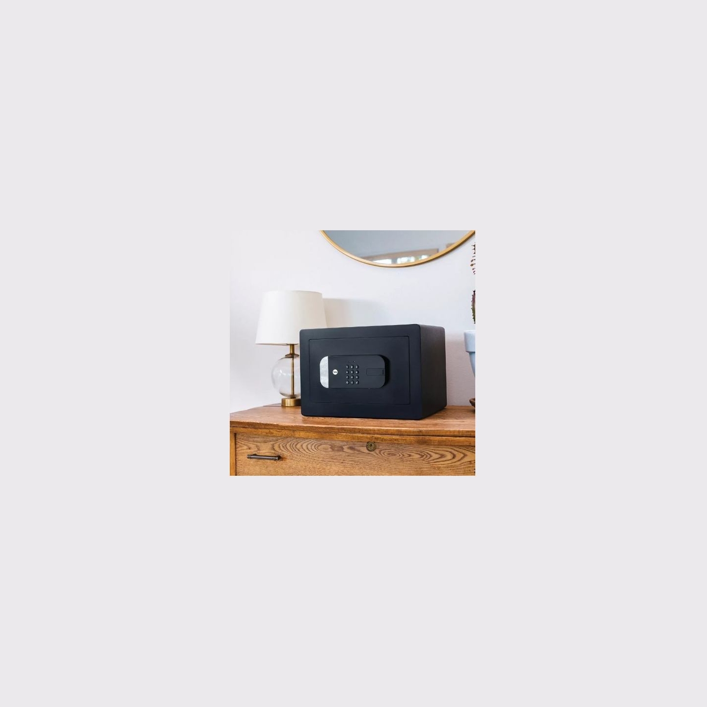 Yale Home Smart Safe