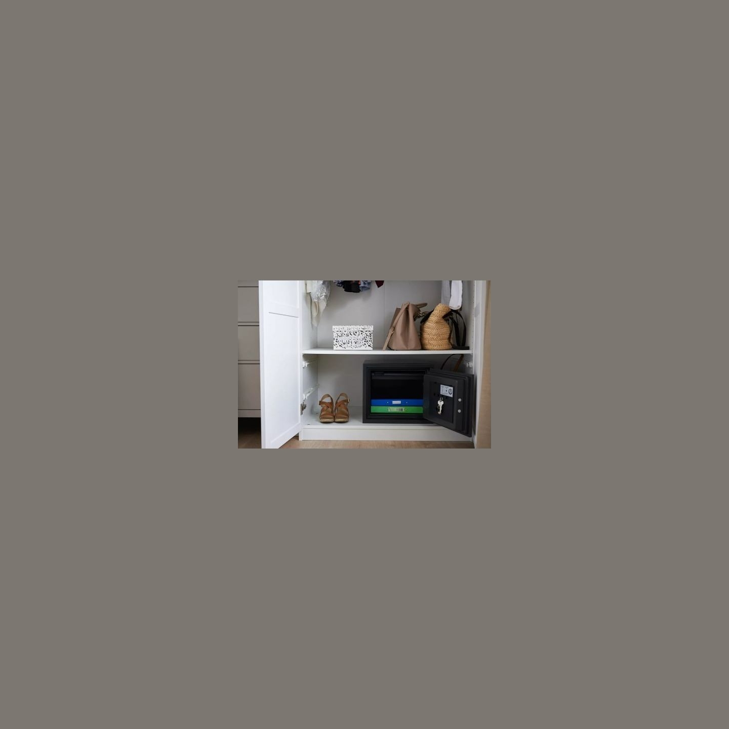 Yale Home Fireproof safe YFM Home L