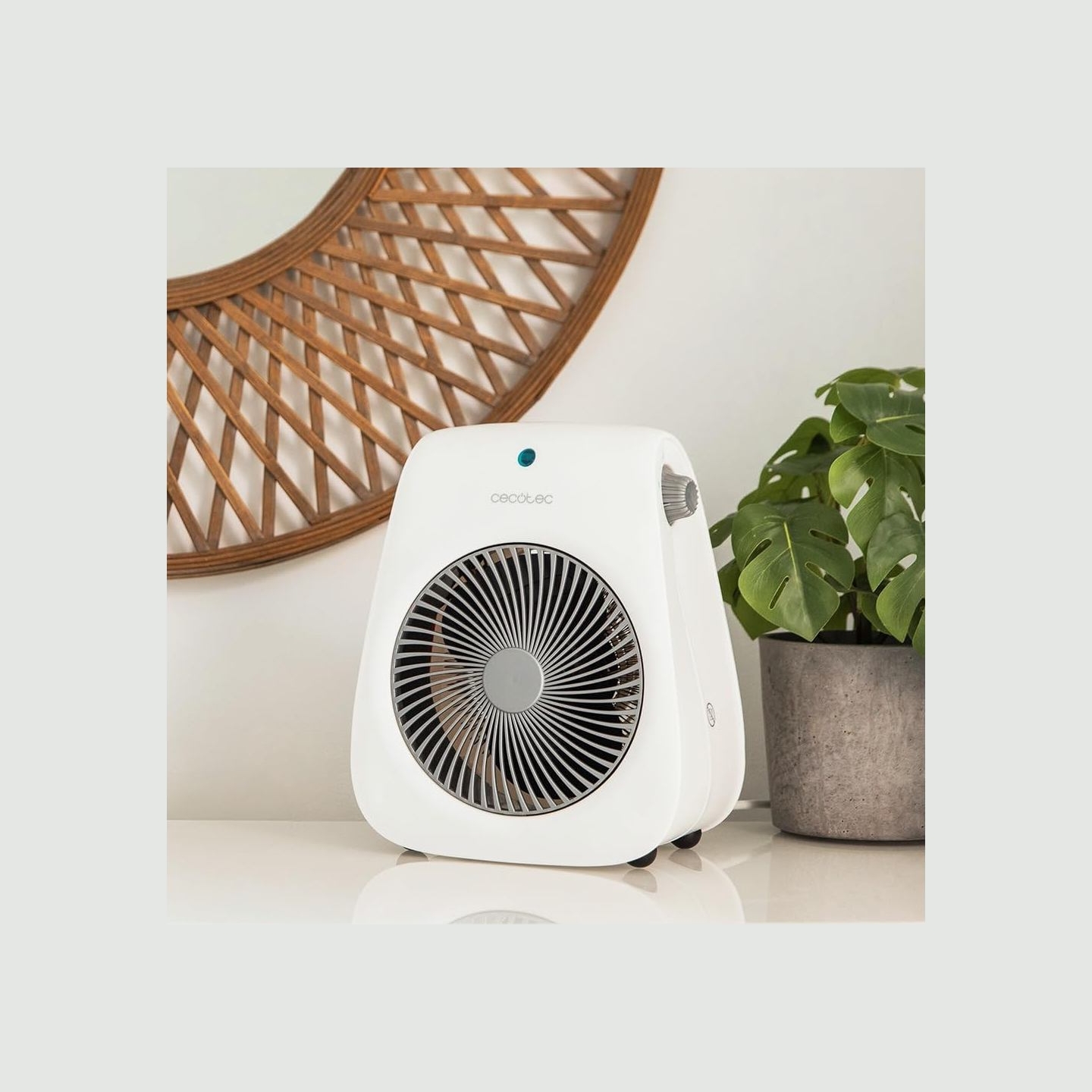 Cecotec ReadyWarm 2000 Max Force White | Fan heater | 2000 W | Number of power levels 2 | Suitable for rooms up to 20 m² | White
