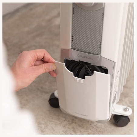 Cecotec ReadyWarm 11000 Space | Oil Radiator | 2500 W | Number of power levels 3 | Suitable for rooms up to 25 m² | White