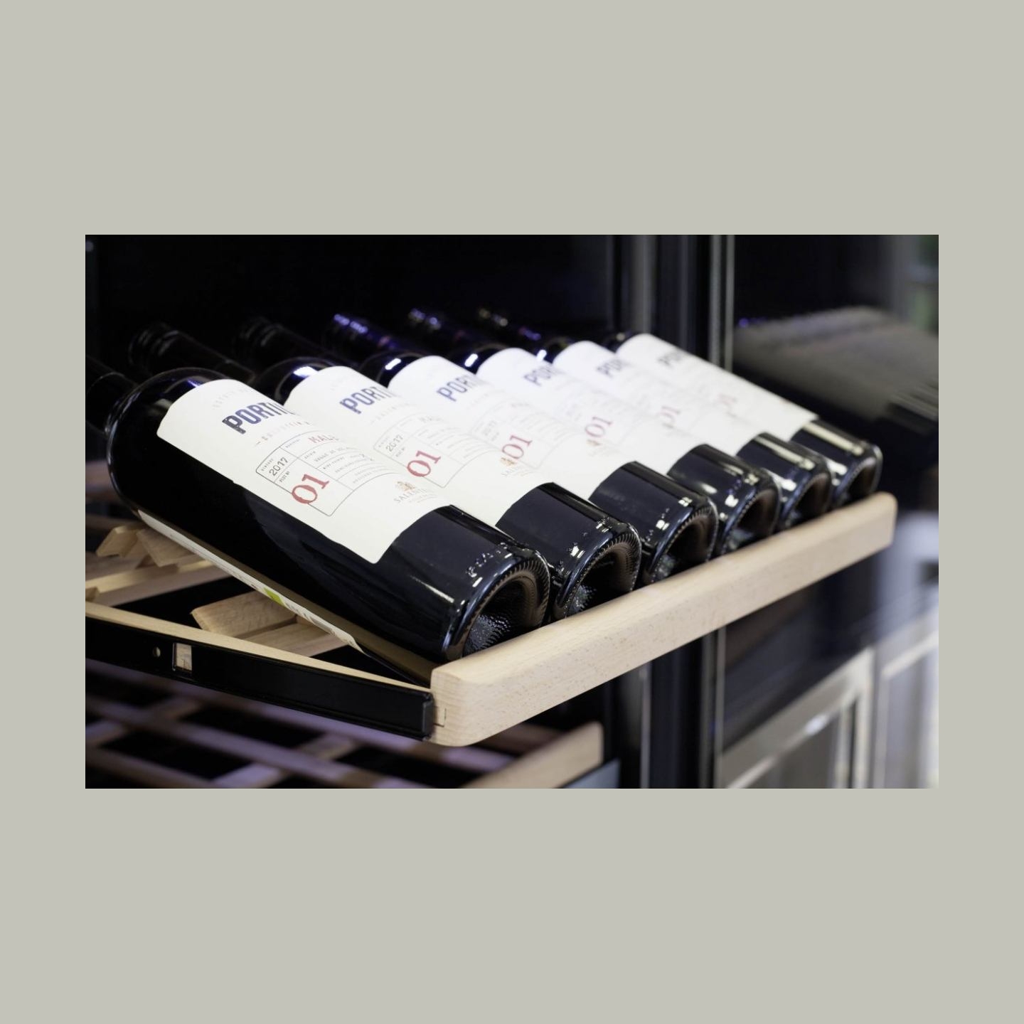 Caso | Wine cooler | WineChef Pro 40 | Energy efficiency class G | Showcase | Free standing | Bottles capacity 40 bottles | Cool