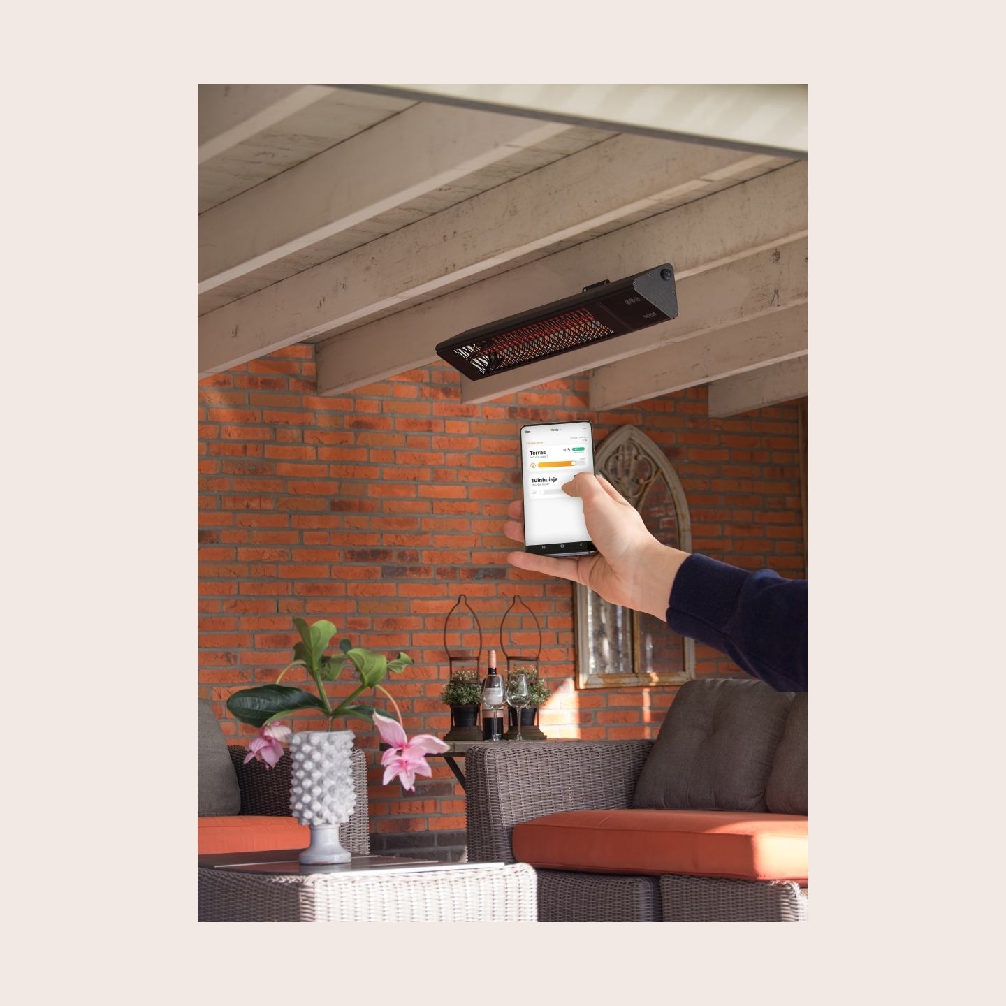 Sunred | Heater | PRO25W-SMART, Triangle Dark Smart Wall | Infrared | 2500 W | Black | IP55