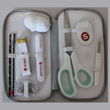 Singer | Singer Premium Sewing Kit | Mint | 24 month(s) | DAMAGED PACKAGING, DIRTY PARTS
