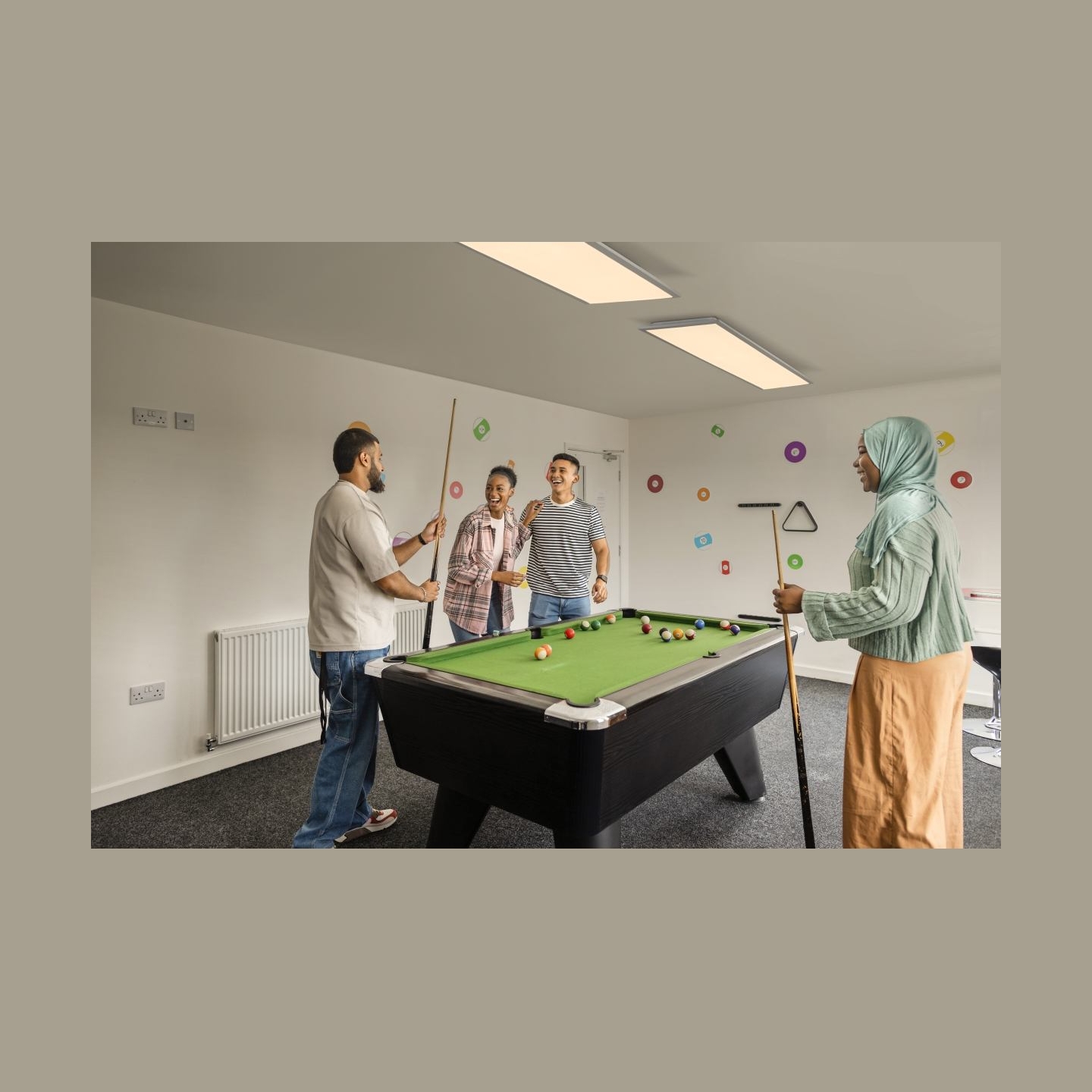 Osram SMART+ WIFI PLANON MAGIC PANEL 1200x300mm RGB+TW Dimmable IR RC White | 36 W | RGBTW | Wi-Fi