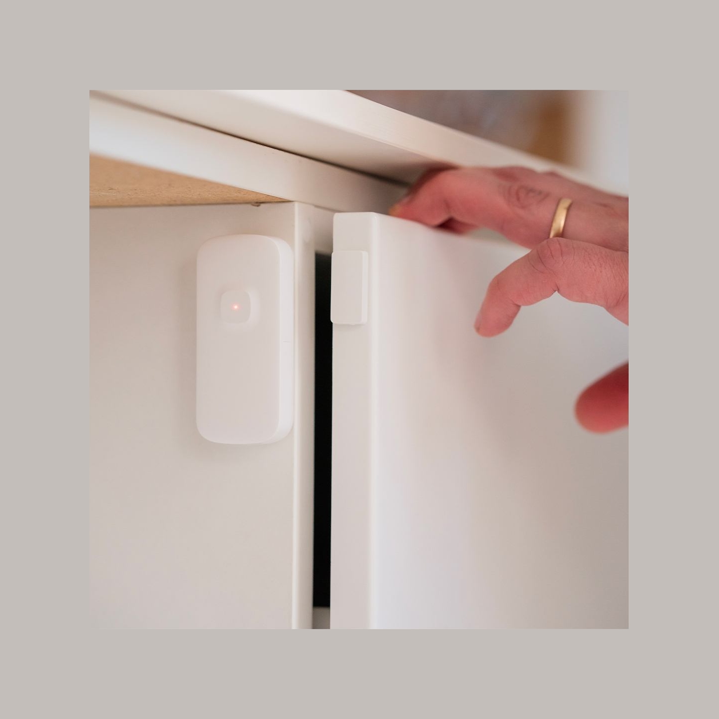 Osram SMART+ WIFI Contact Sensor | White