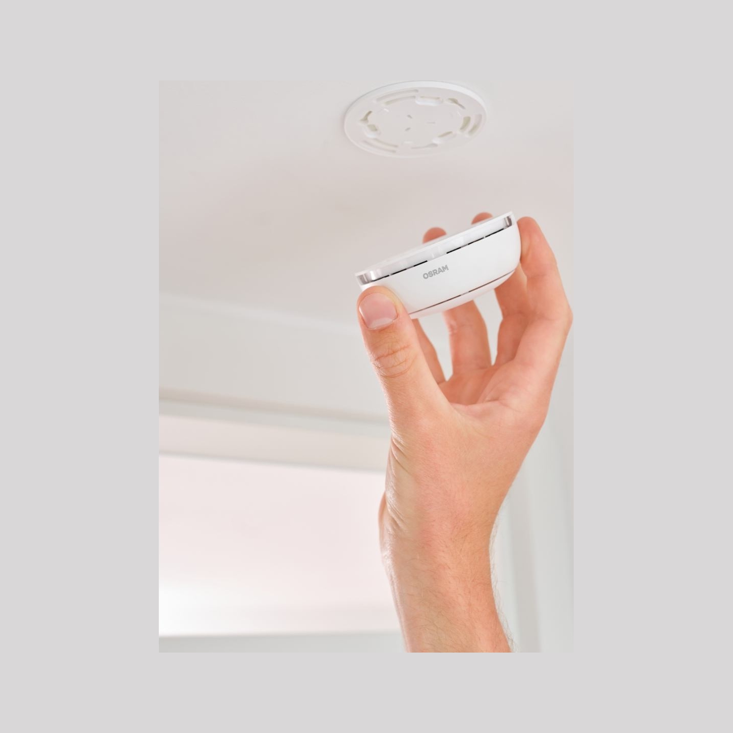 Osram SMART+ WIFI Smoke Detector | White