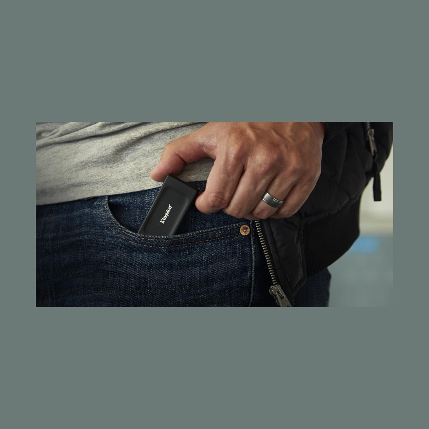 Kingston XS1000 1TB SSD Pocket-Sized USB