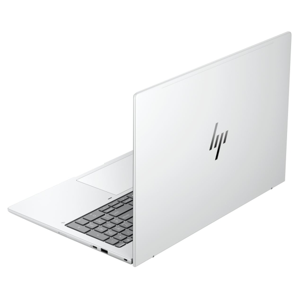 HP EB 8 G1a 16 NGAI R5 340 16in 24/512GB