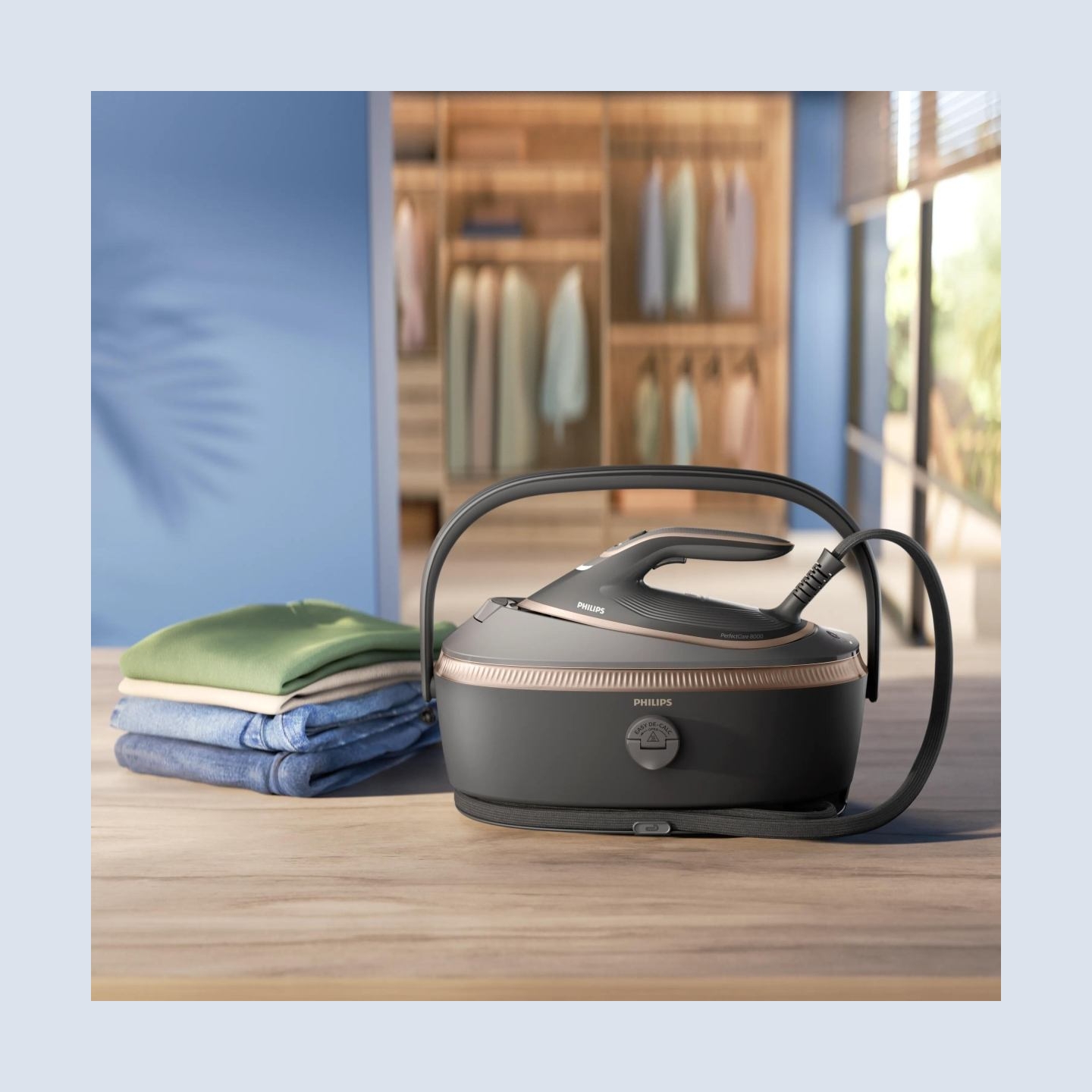 Philips PerfectCare 7000 Series Steam generator PSG8200/80/Damaged package / PSG8200/80?/PACKAGE