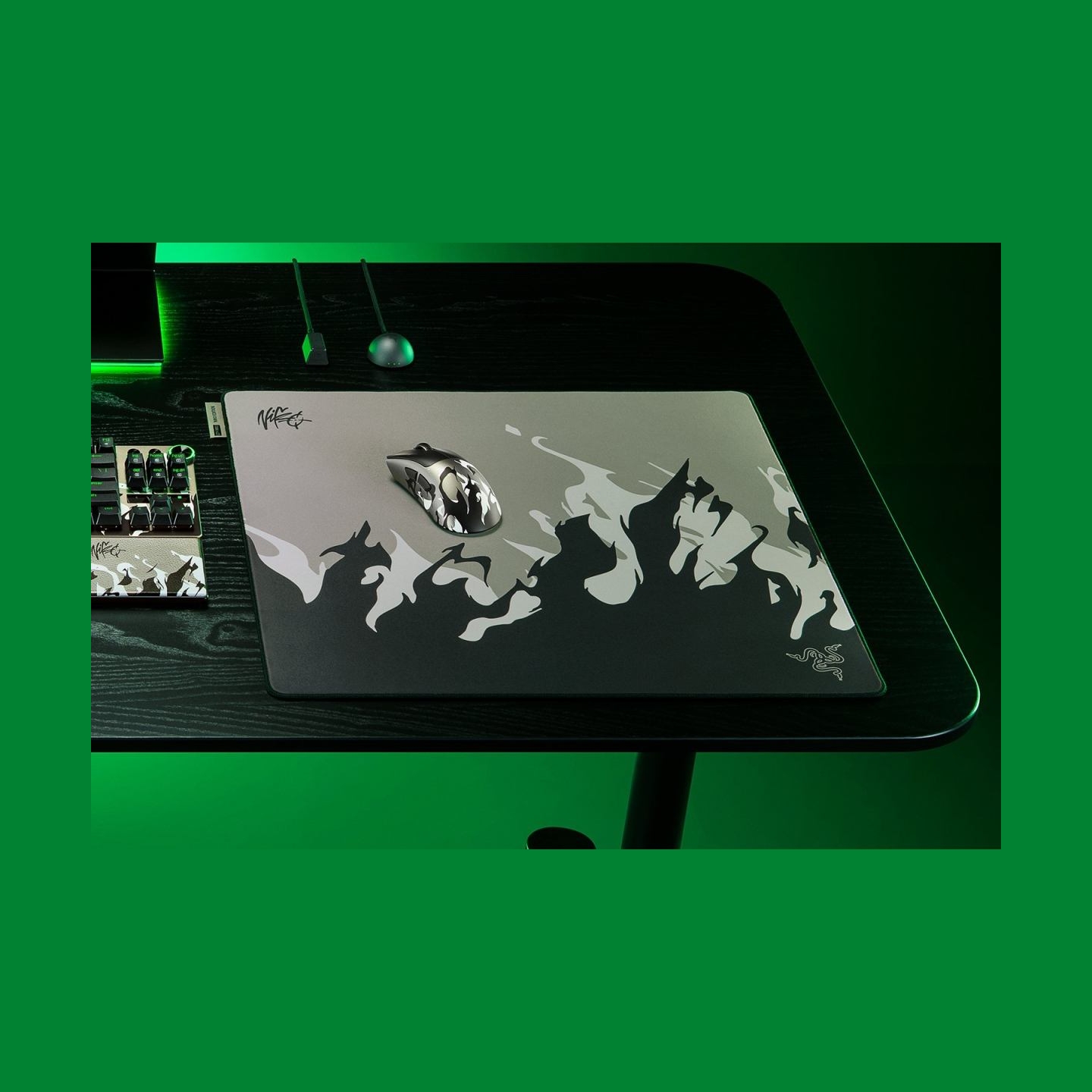 Razer Gaming Mouse Mat, Large | Gigantus V2 Pro | NiKo Edition