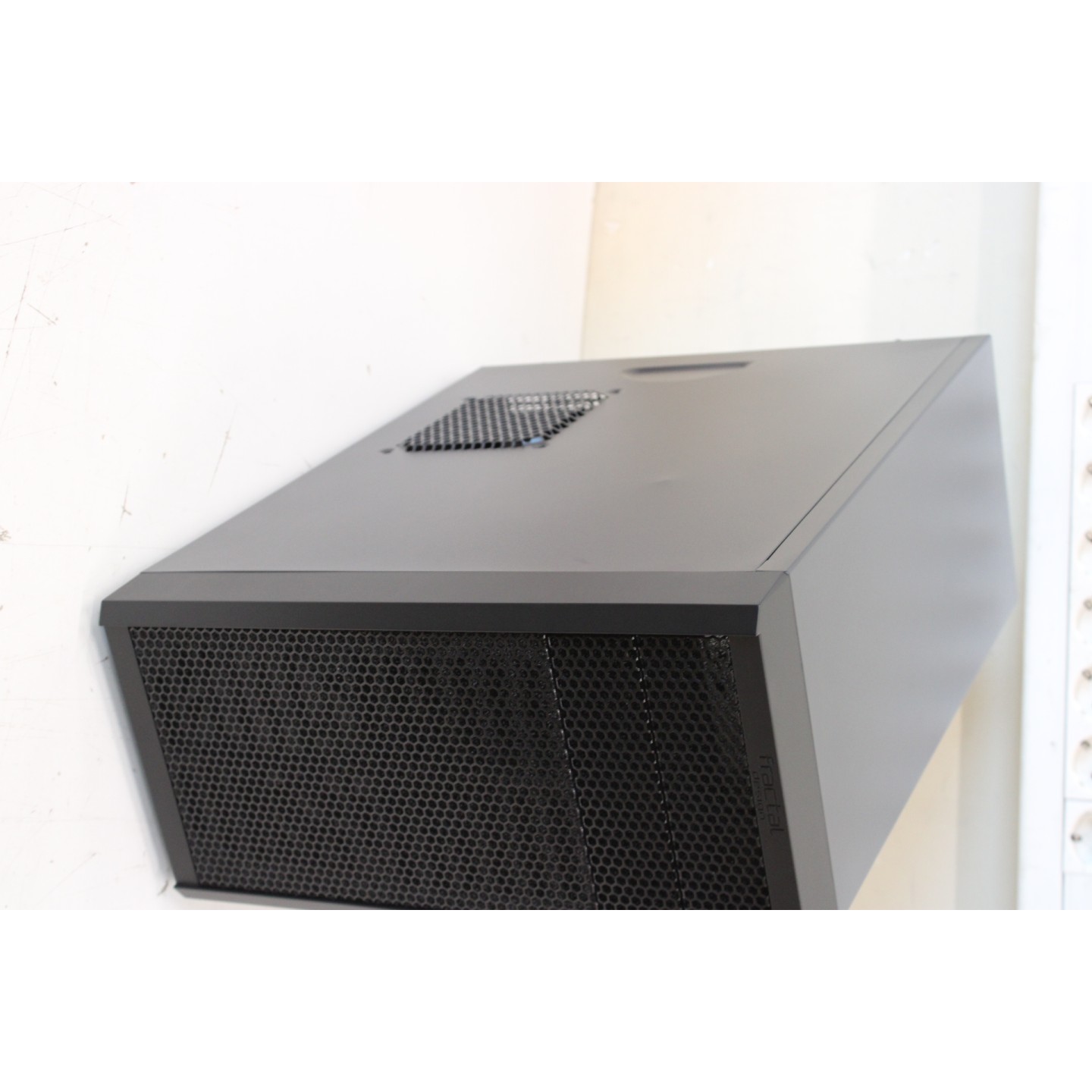 Outlet product photo